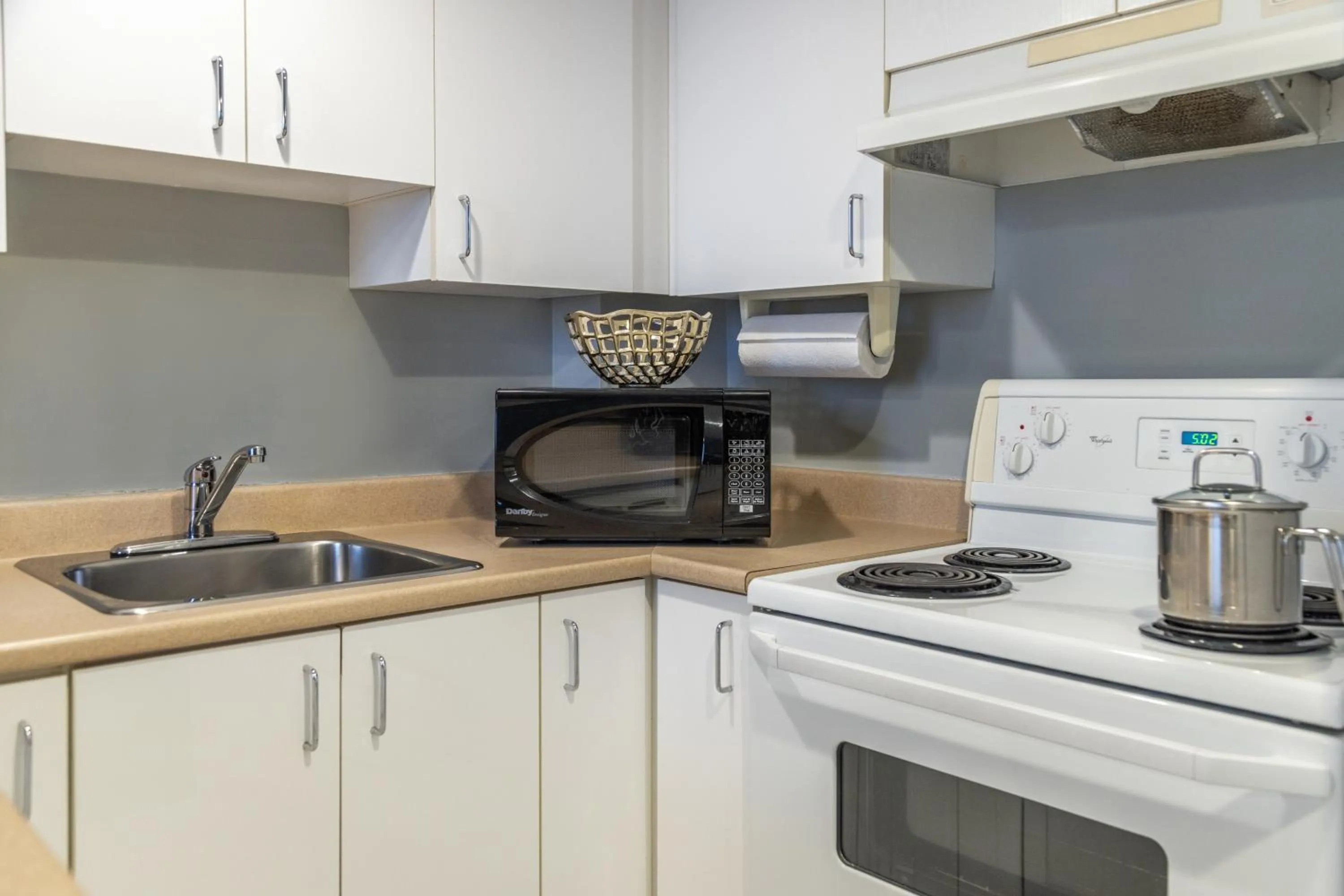 Coffee/tea facilities in Hôtel Saint-Laurent Montréal