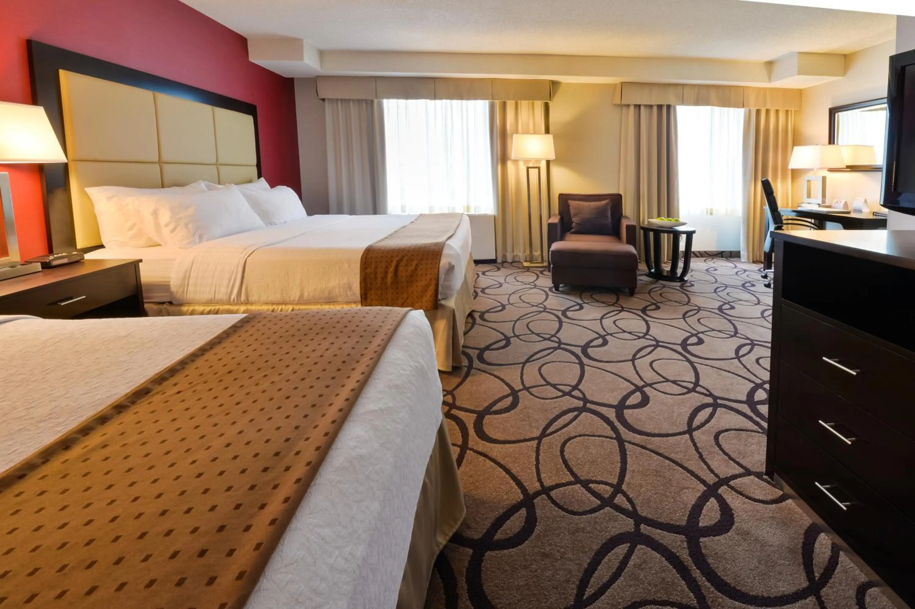 Bedroom, Bed in Holiday Inn Montreal Centre Ville Downtown by IHG