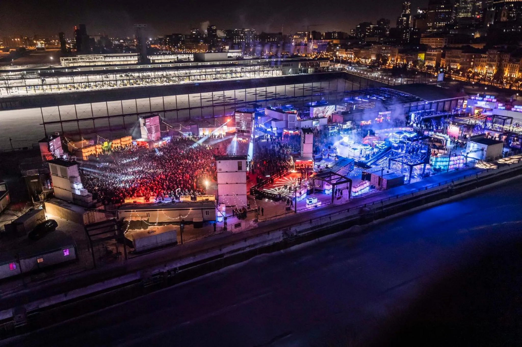 Nearby landmark in Holiday Inn Montreal Centre Ville Downtown by IHG