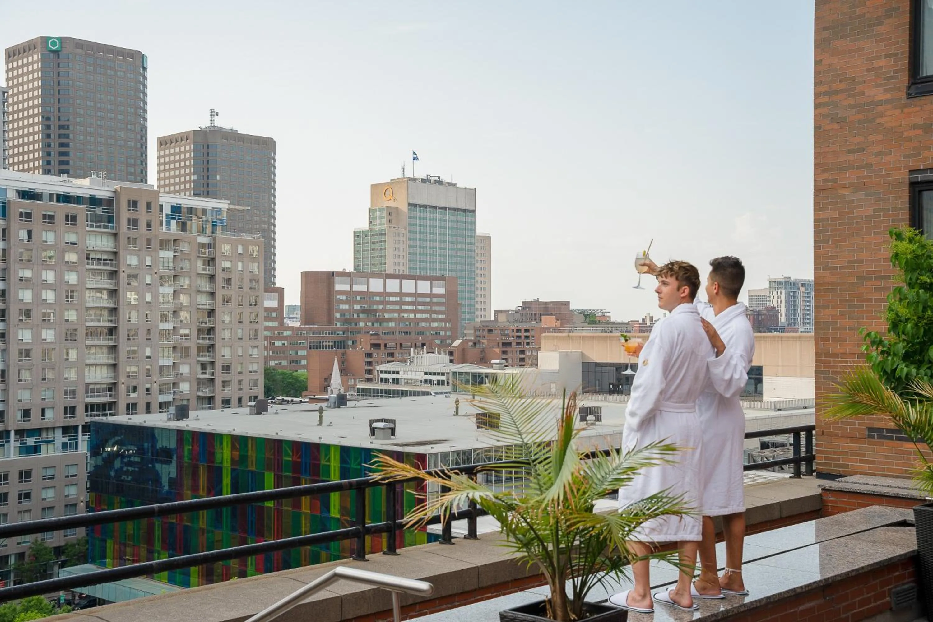 Property building in InterContinental Montreal by IHG