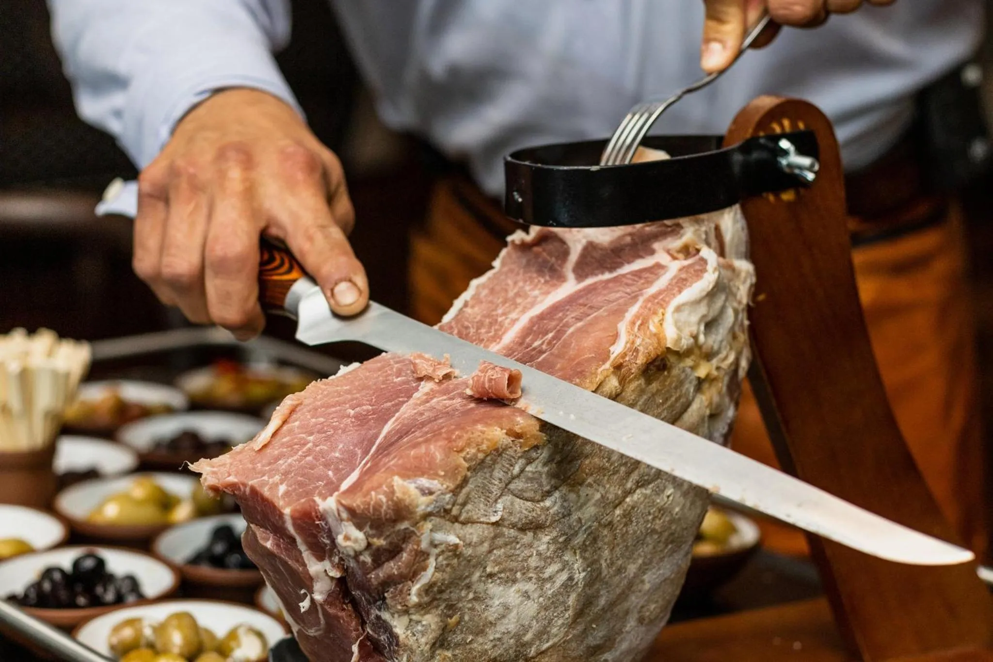 Restaurant/places to eat in InterContinental Montreal by IHG