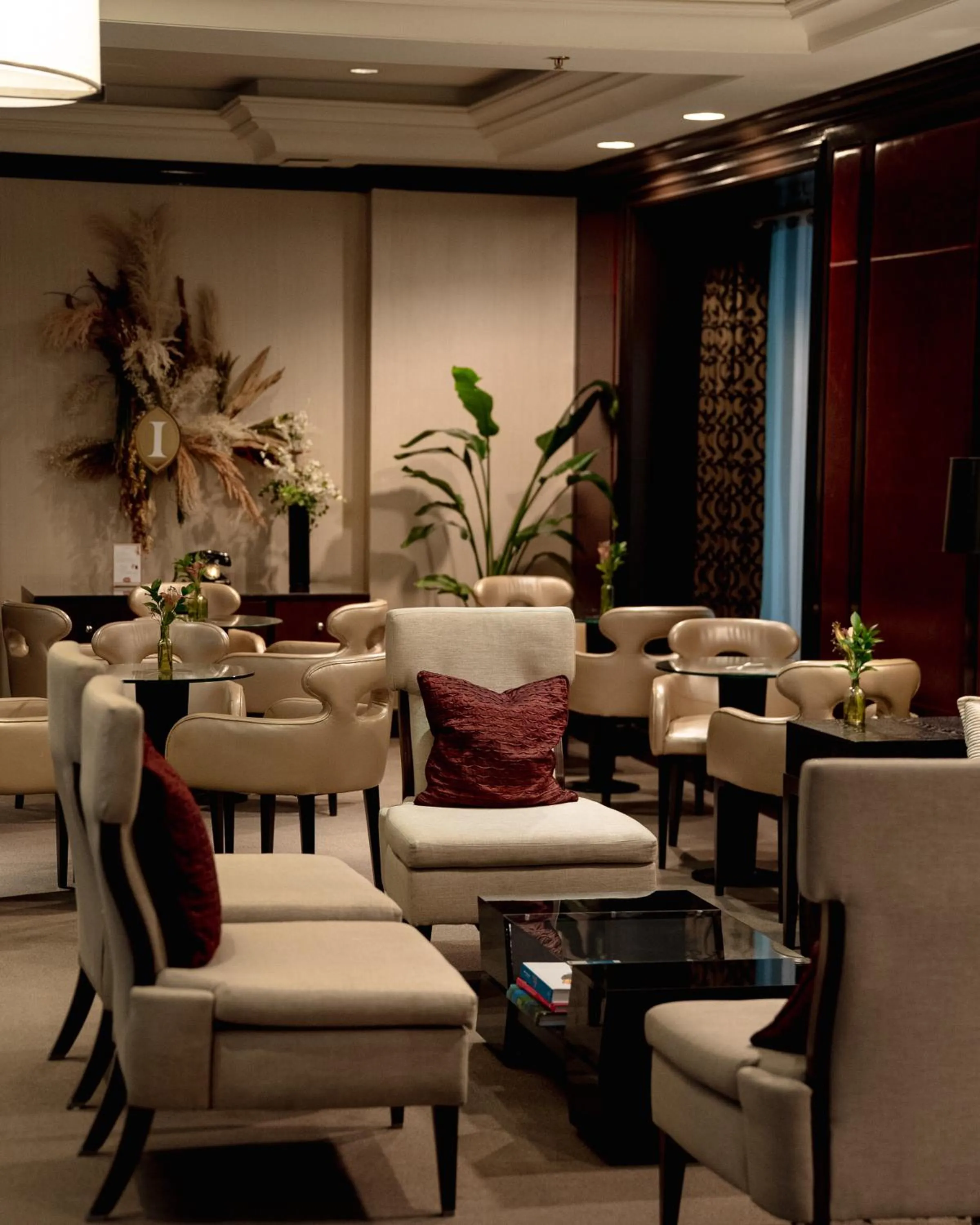 Seating area in InterContinental Montreal by IHG
