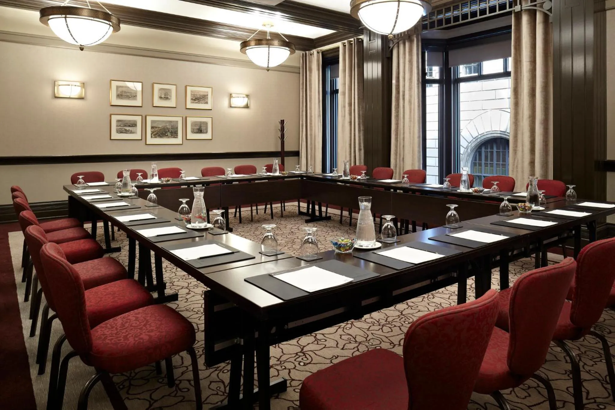 Meeting/conference room in InterContinental Montreal by IHG