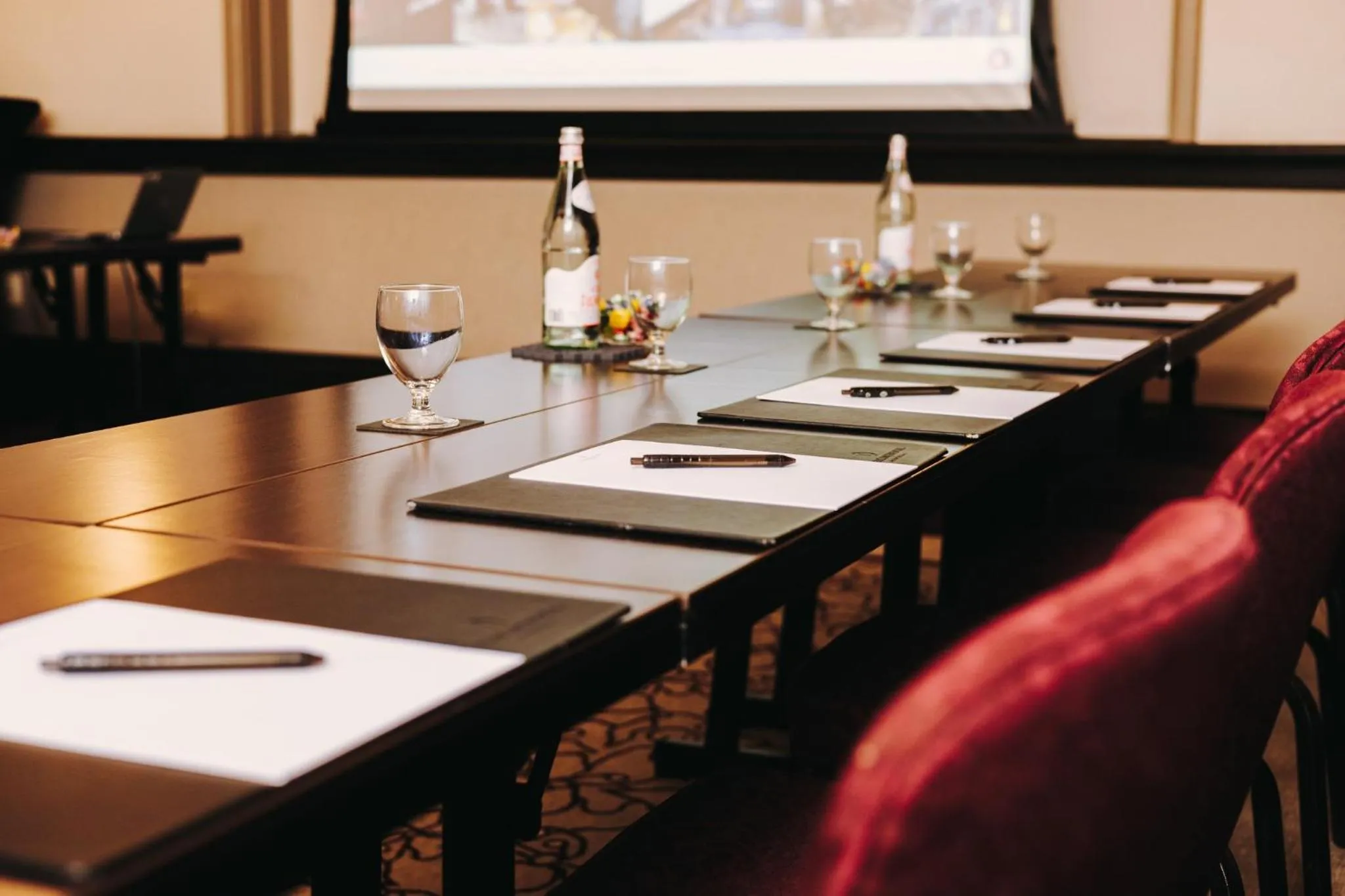 Meeting/conference room in InterContinental Montreal by IHG