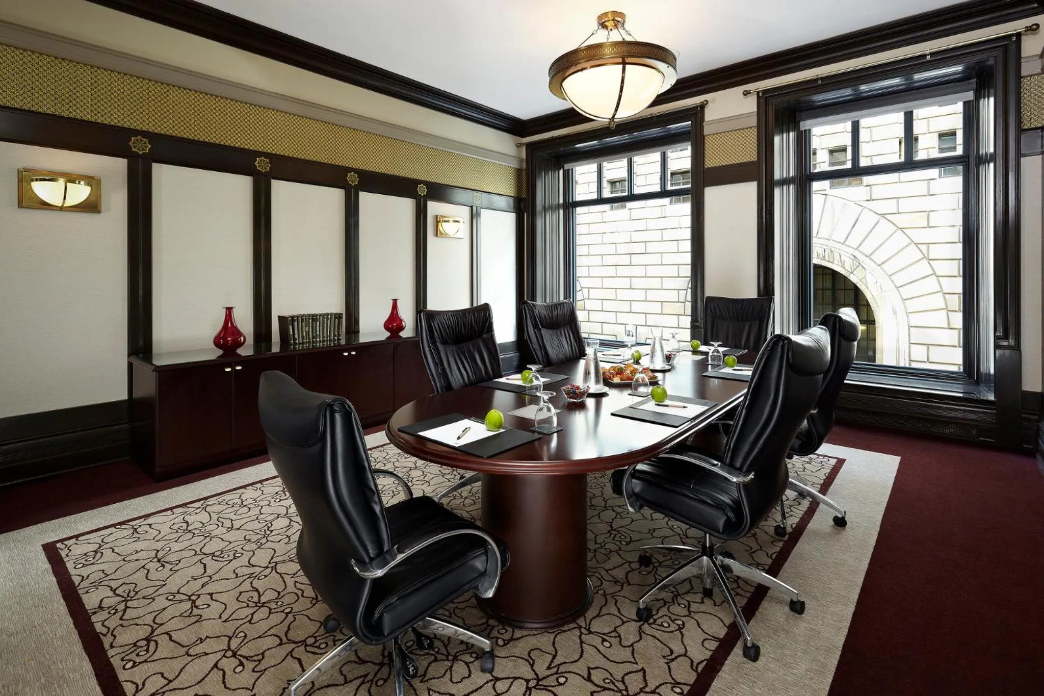 Meeting/conference room in InterContinental Montreal by IHG