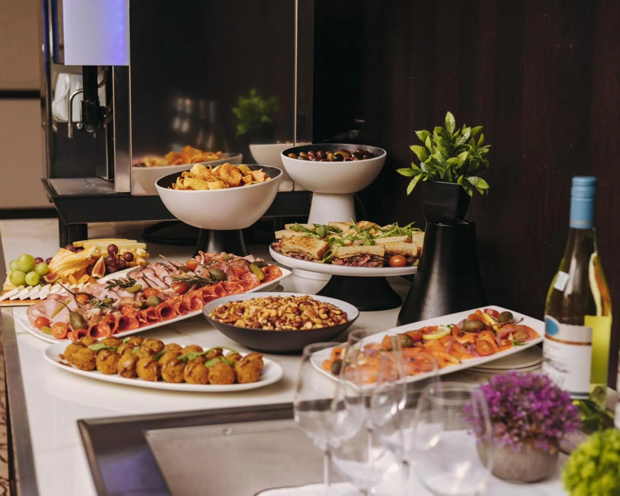 Meeting/conference room in InterContinental Montreal by IHG