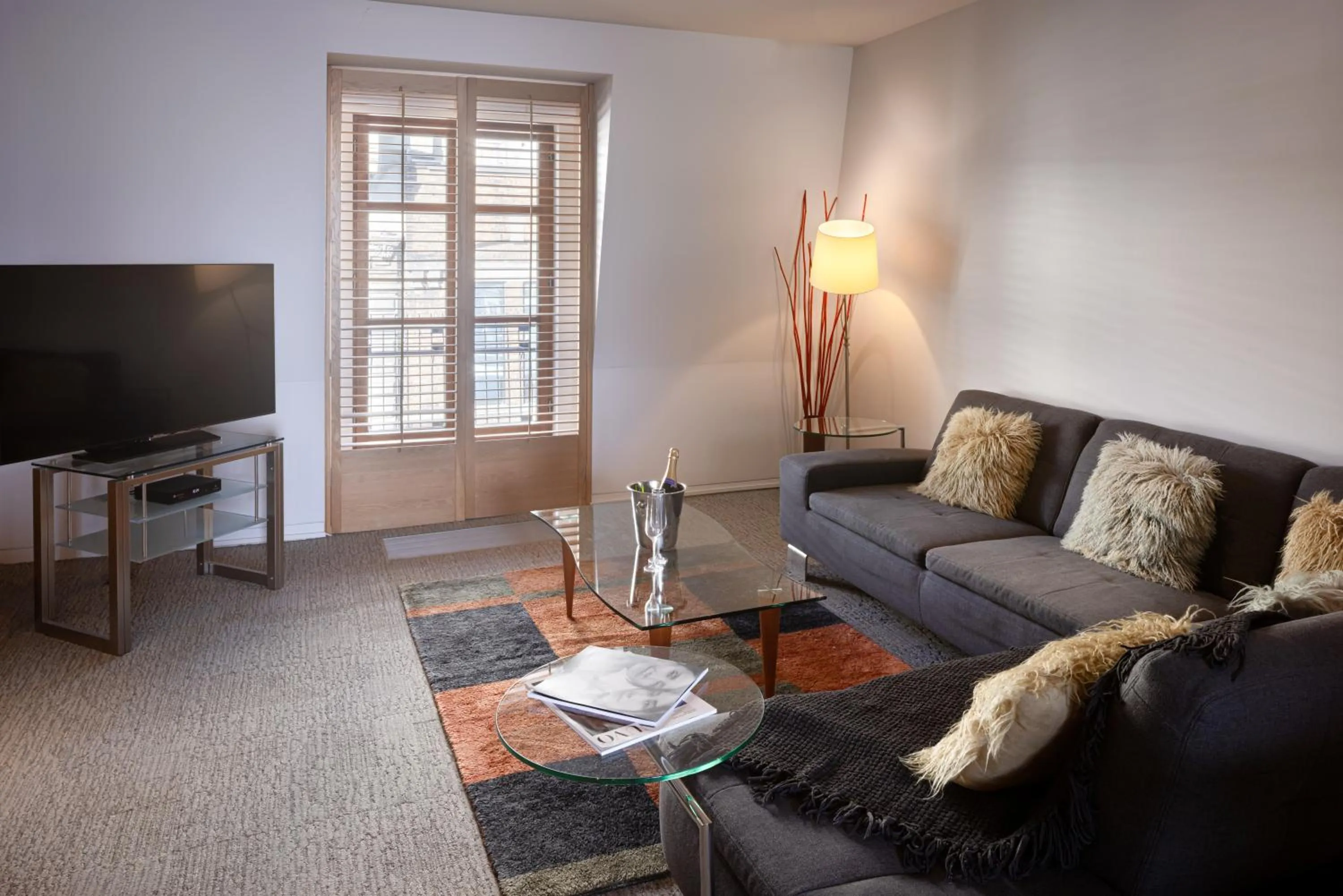 TV and multimedia in Hotel Gault