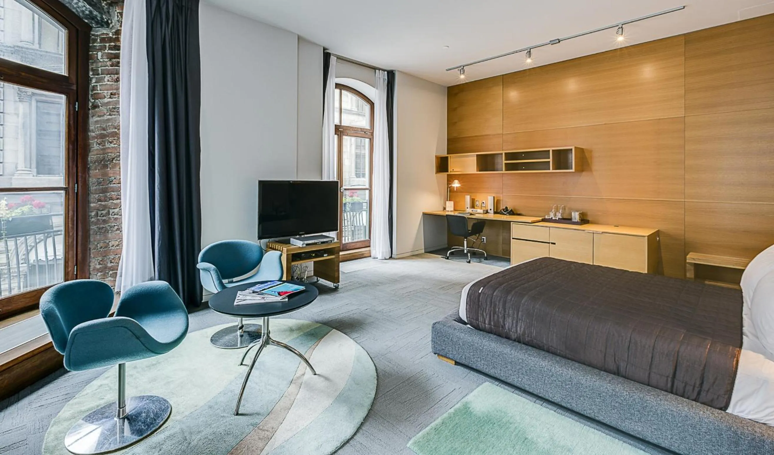 Photo of the whole room in Hotel Gault