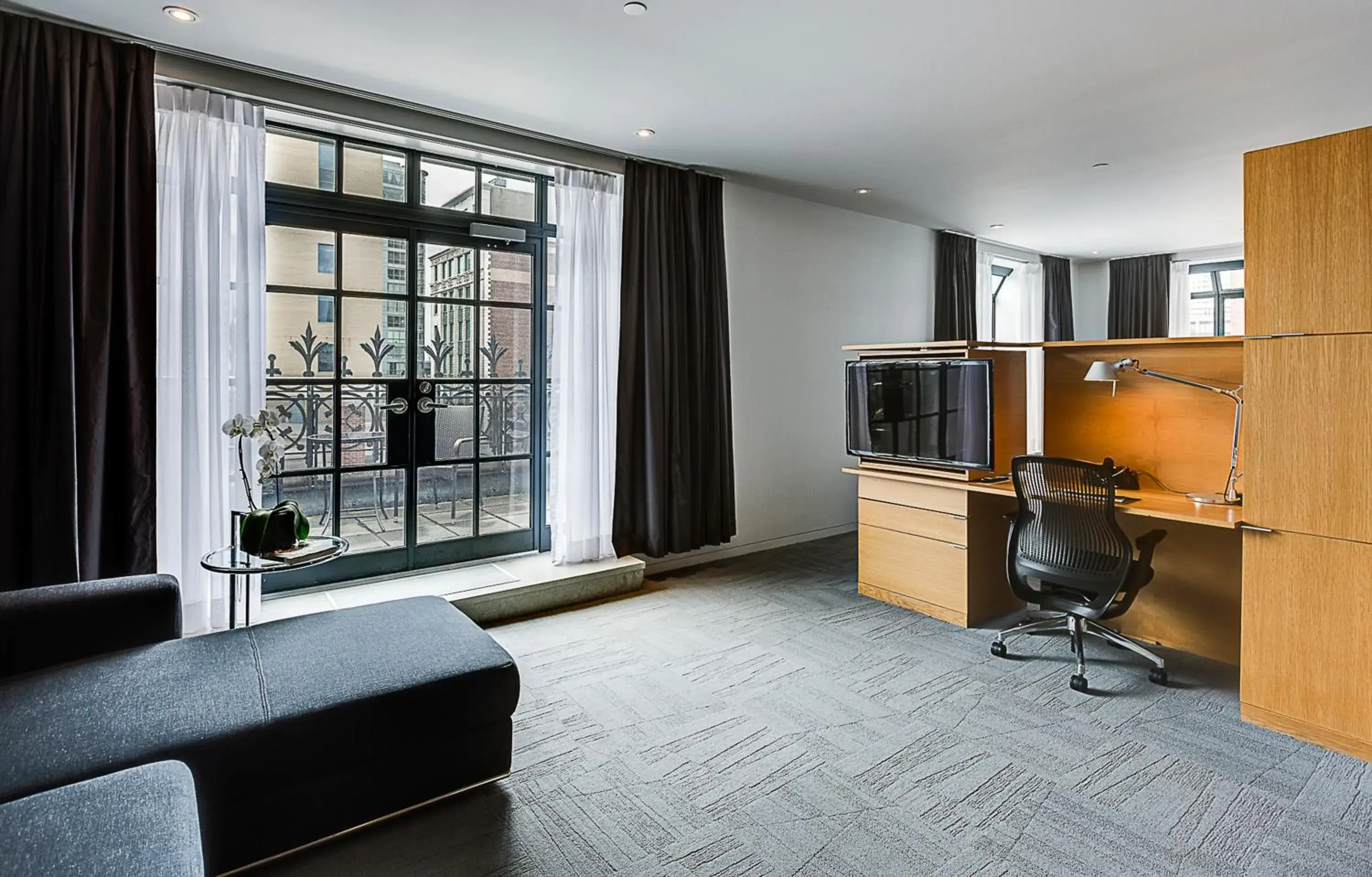 Premium Suite with Terrace in Hotel Gault Premium Suite with Terrace in Hotel Gault