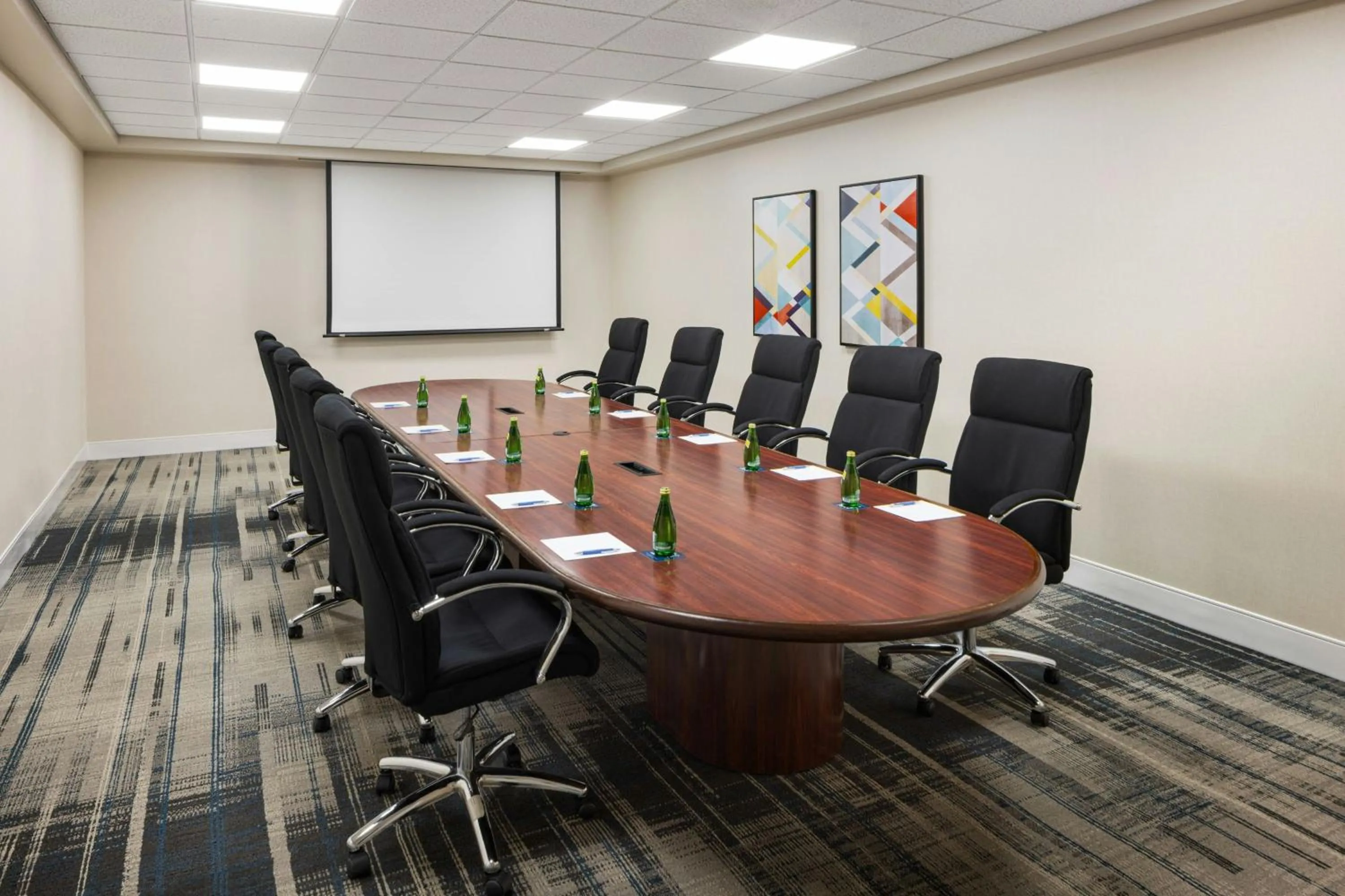 Meeting/conference room in Four Points by Sheraton Halifax