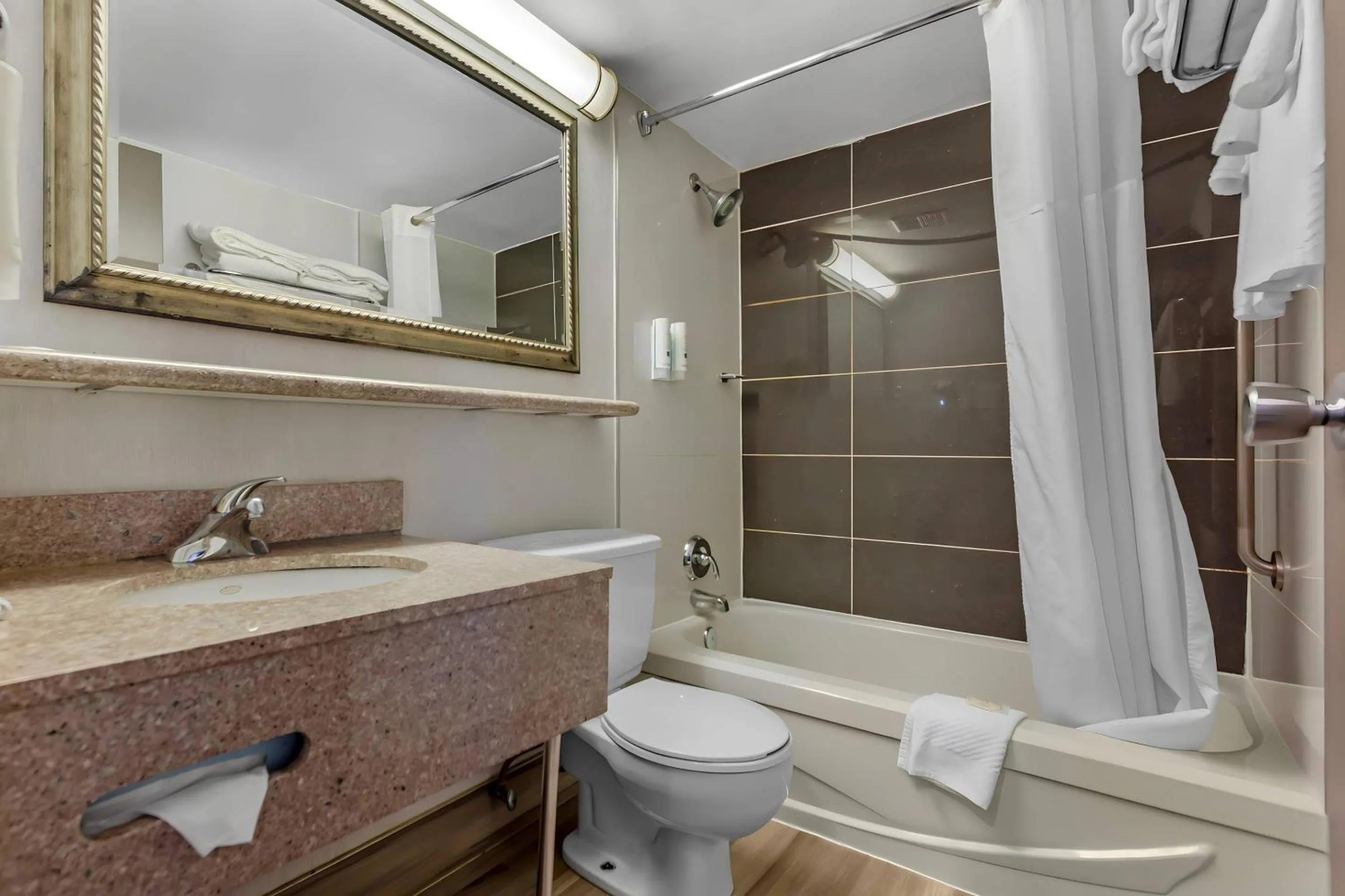 Bedroom in Quality Inn & Suites 5585 Ambler Drive Mississauga Ontario