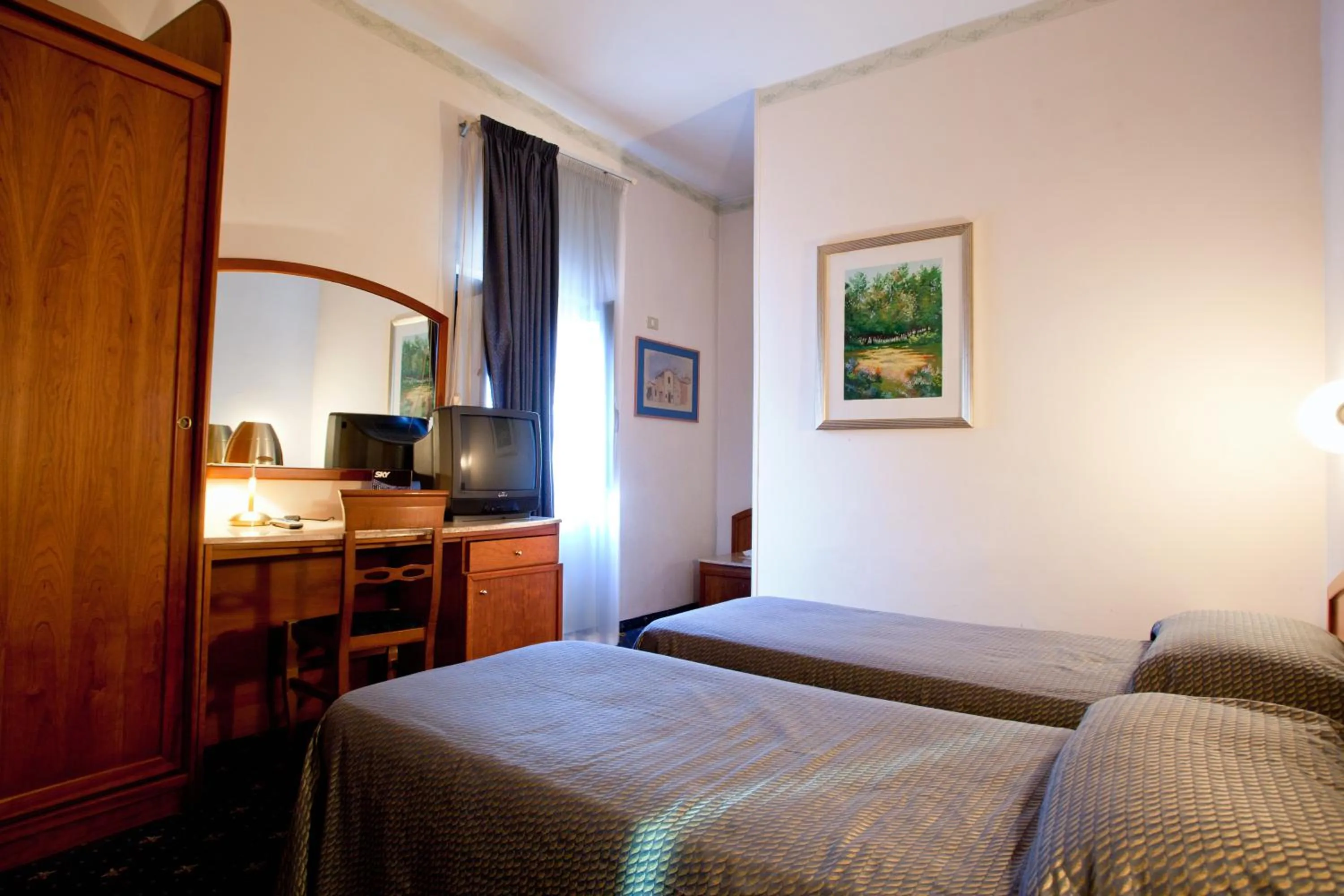 Bedroom, Bed in Hermitage Capua Hotel