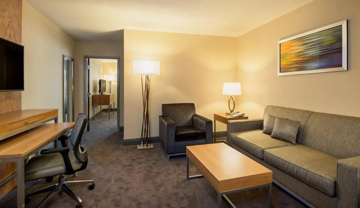 Seating area in Holiday Inn Express Hotel & Suites Sherwood Park-Edmonton Area by IHG
