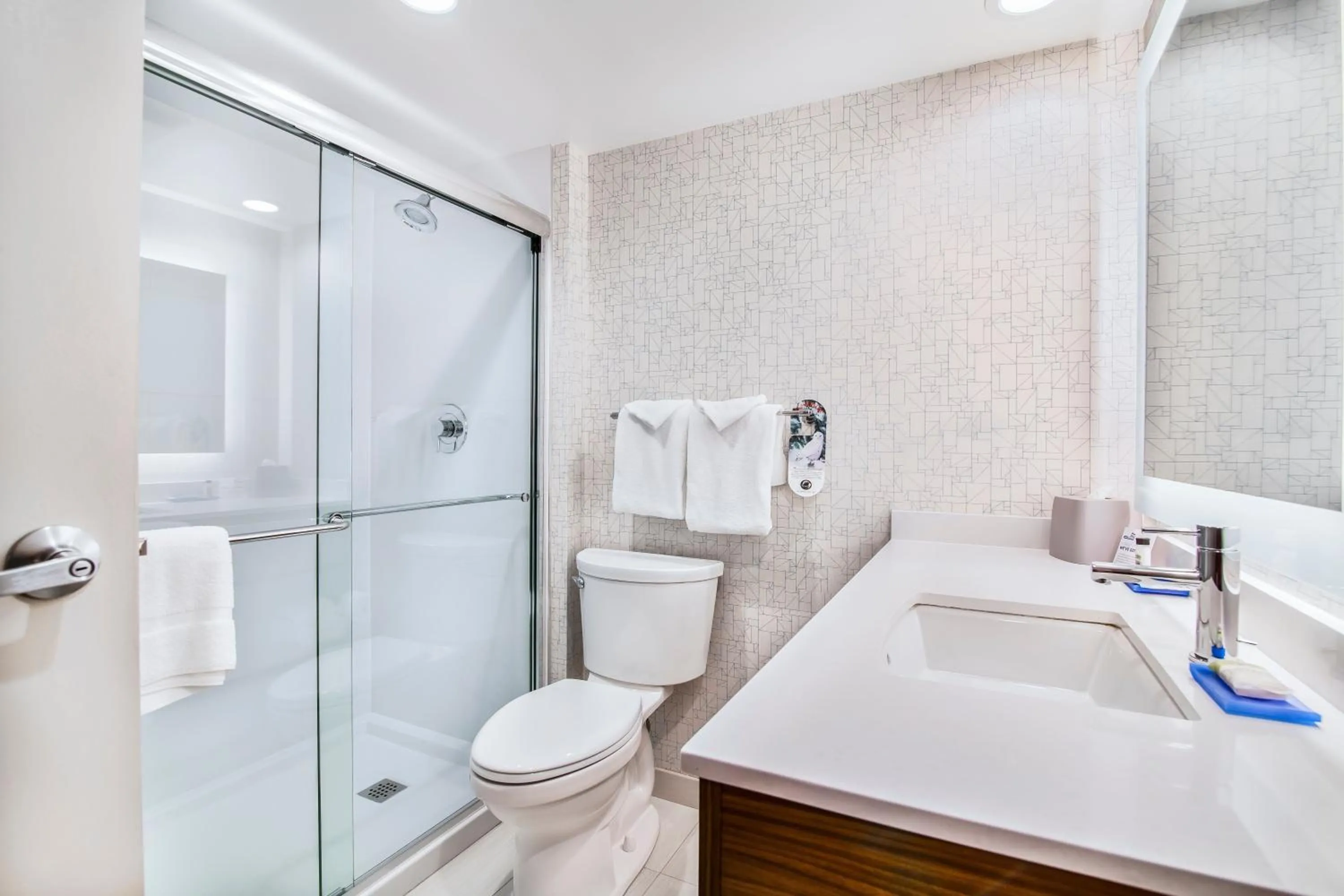 Photo of the whole room in Holiday Inn Express & Suites Langley by IHG