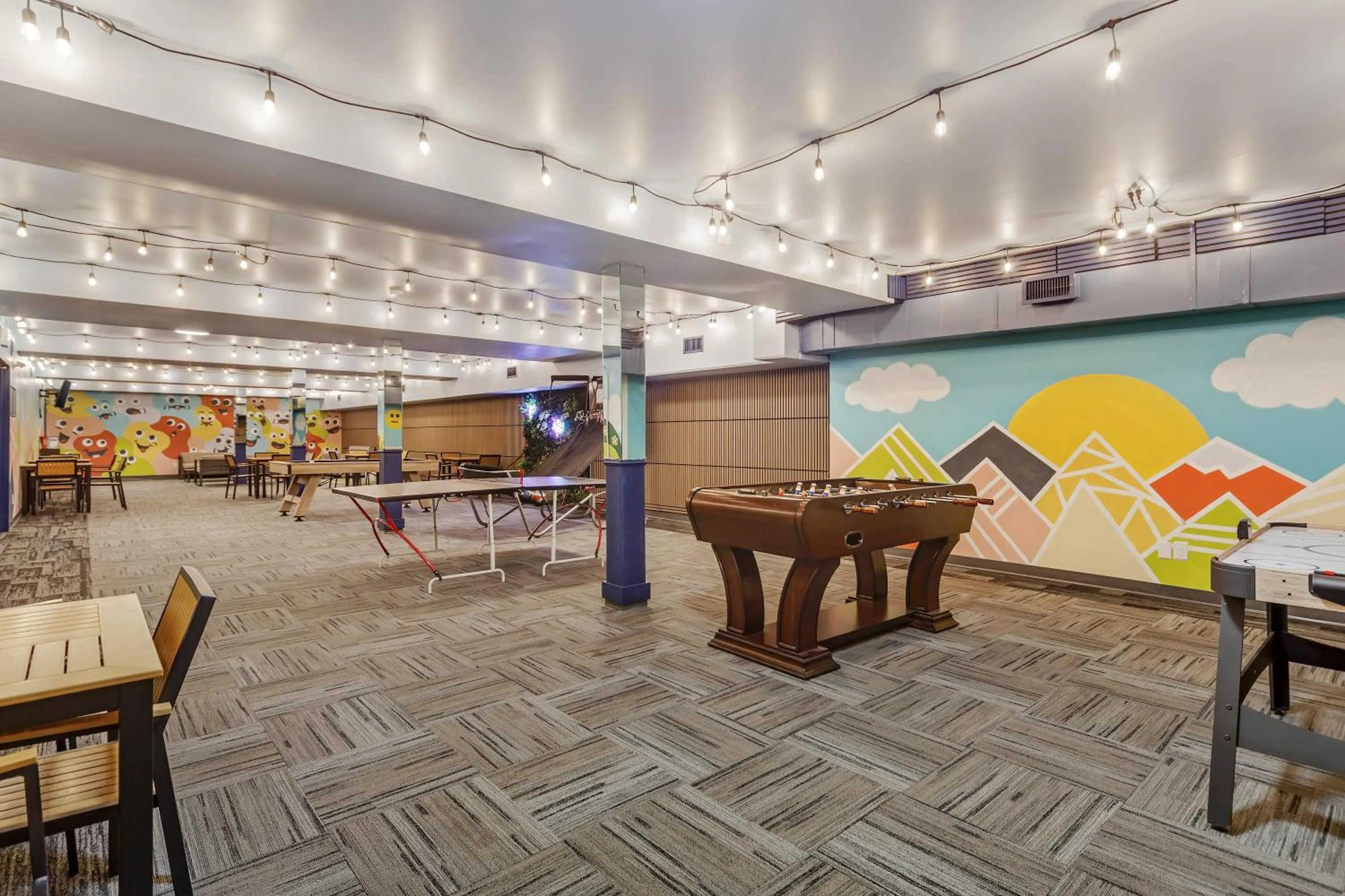 Property building in Best Western Plus West Edmonton