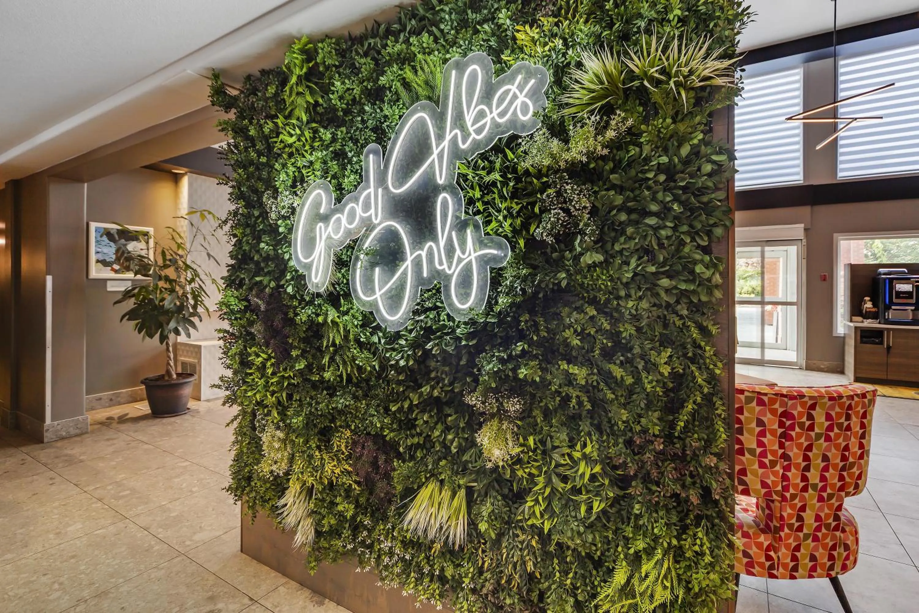 Lobby or reception in Best Western Plus West Edmonton