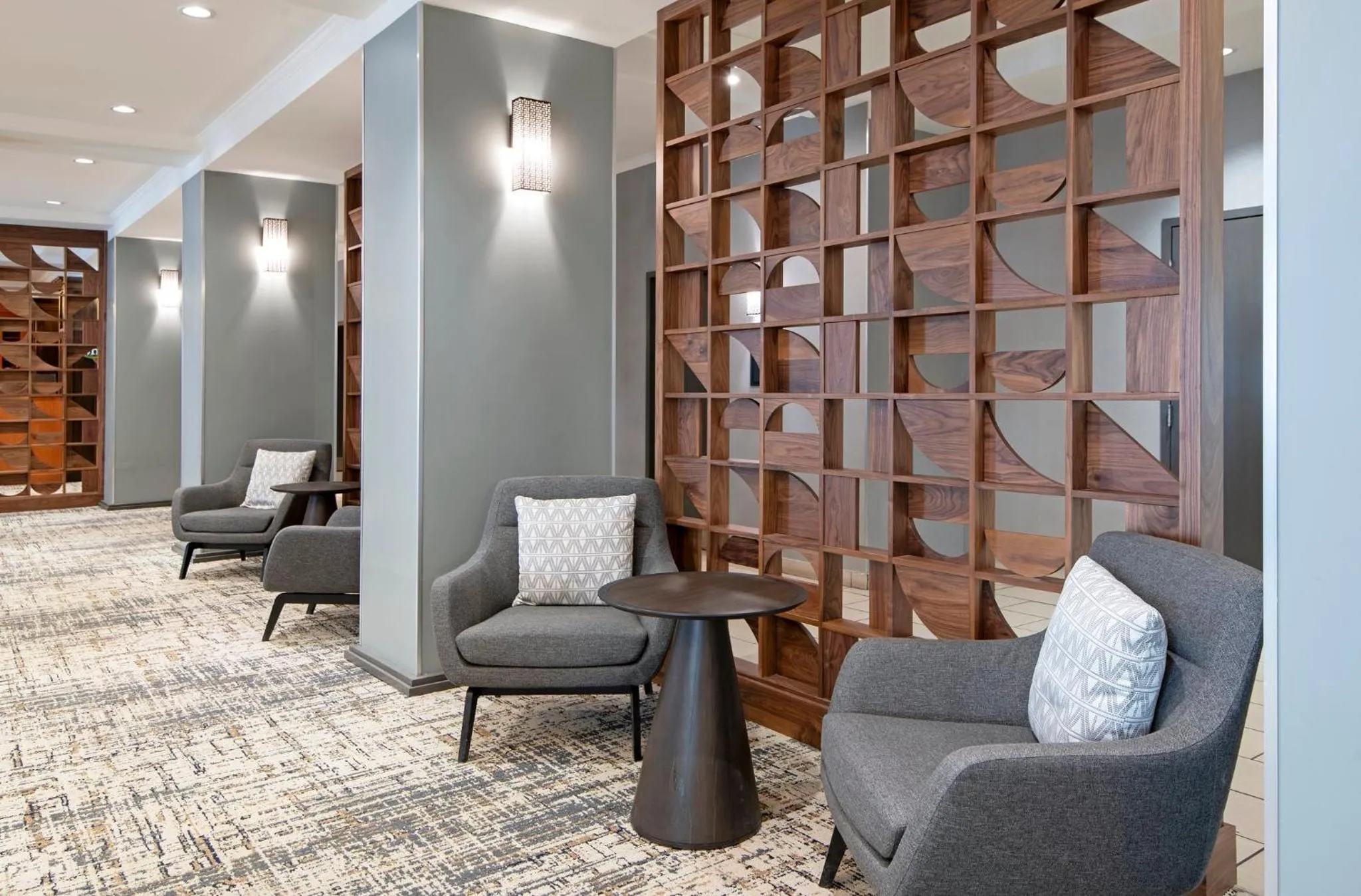 Property building in Holiday Inn Hotel and Suites-Kamloops by IHG