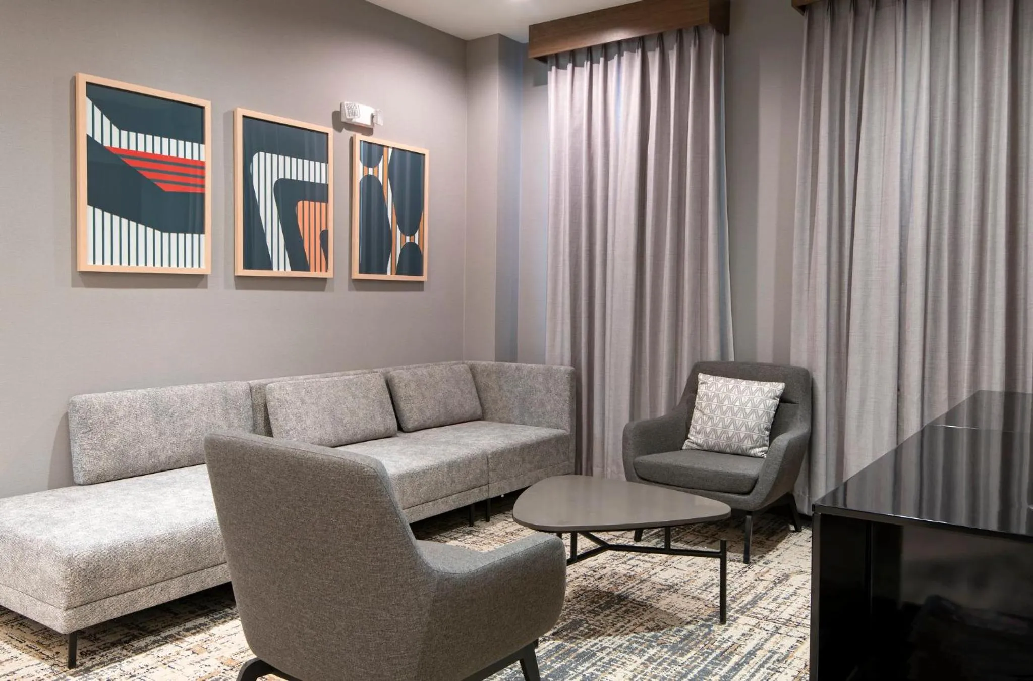 Property building in Holiday Inn Hotel and Suites-Kamloops by IHG