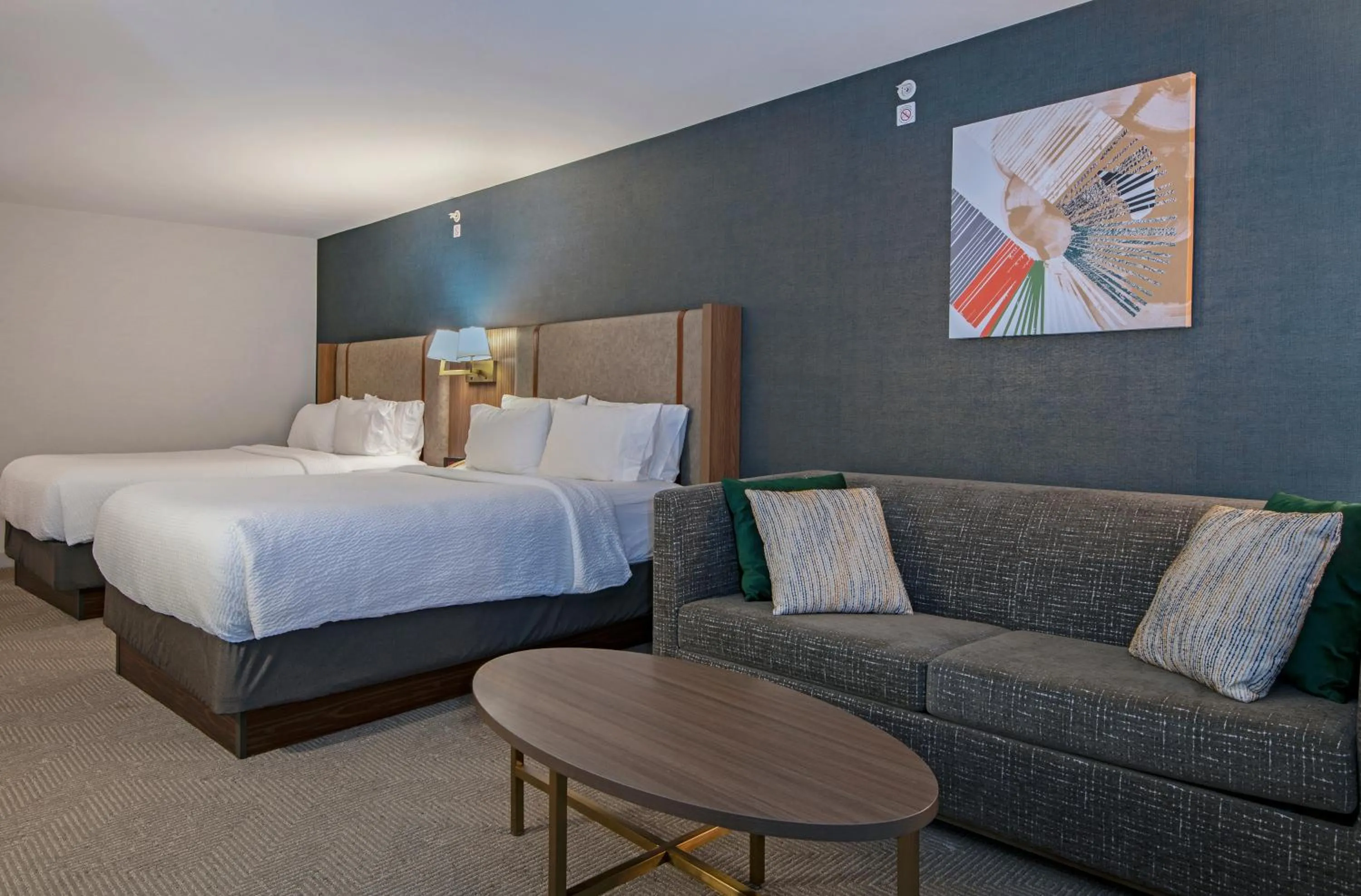 Bed in Holiday Inn Hotel and Suites-Kamloops by IHG