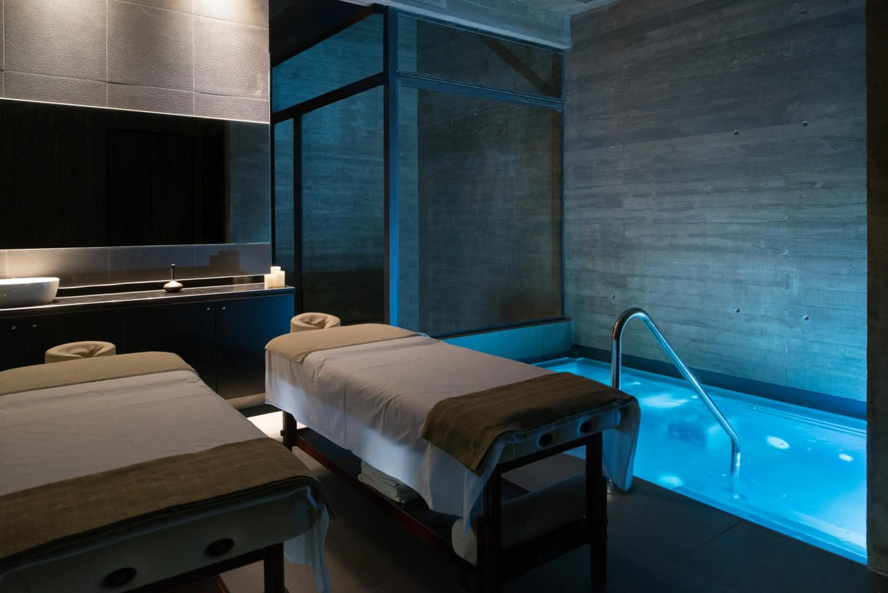 Hot Tub in Keo Hotel - Ovalle Casino Resort