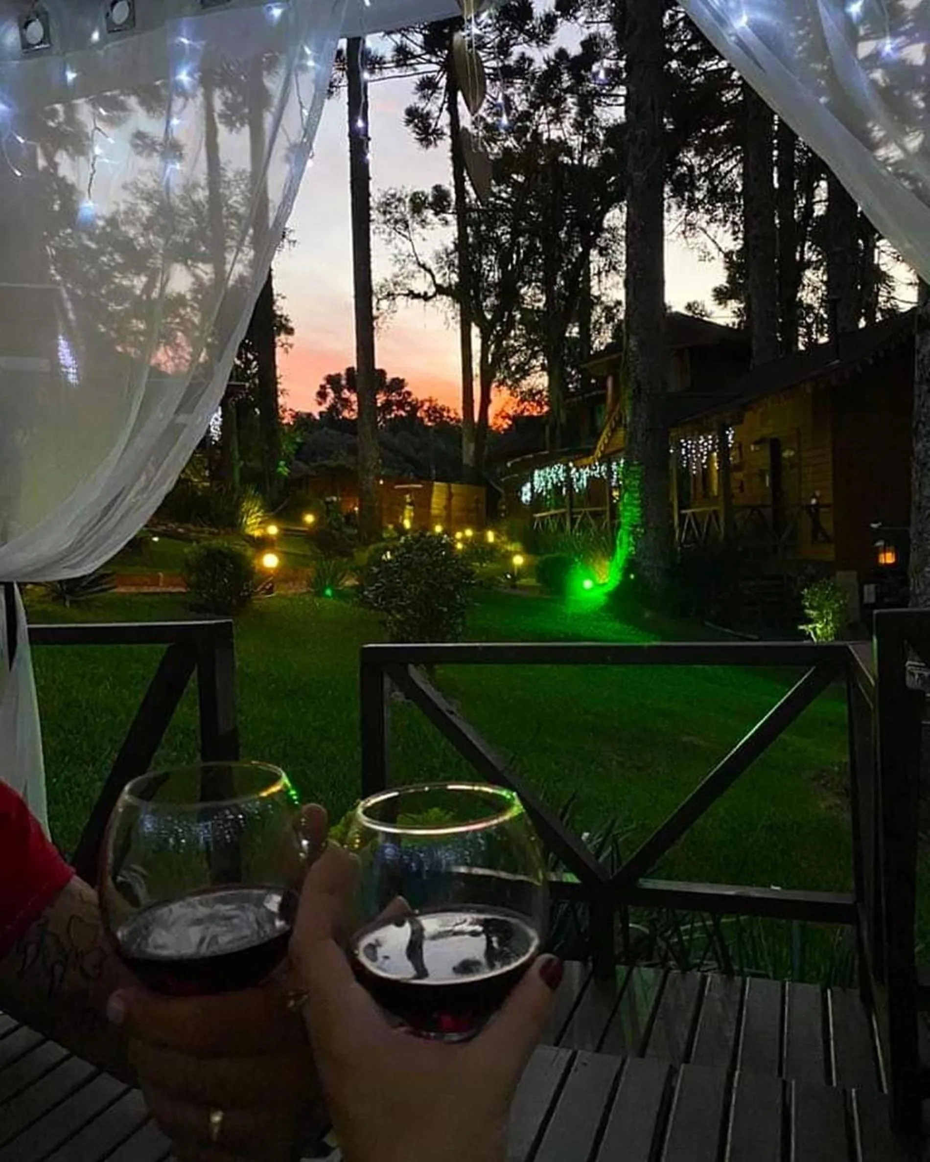 Sunset in Chalé Temático em Pipa de Vinho - Parada da Pipa Chalés