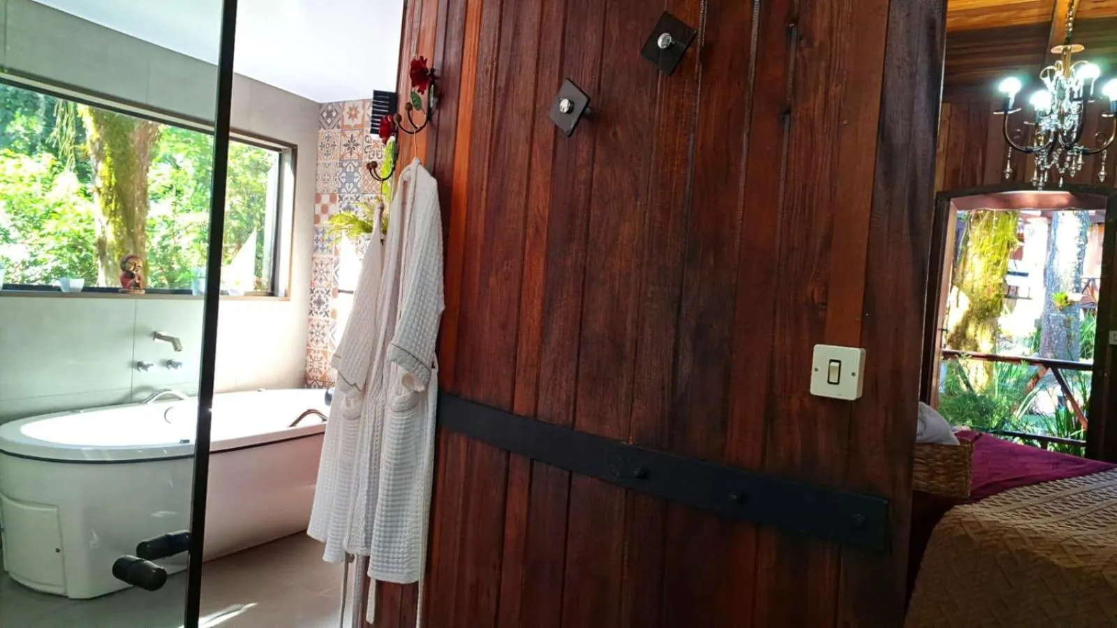 Bathroom in Chalé Temático em Pipa de Vinho - Parada da Pipa Chalés