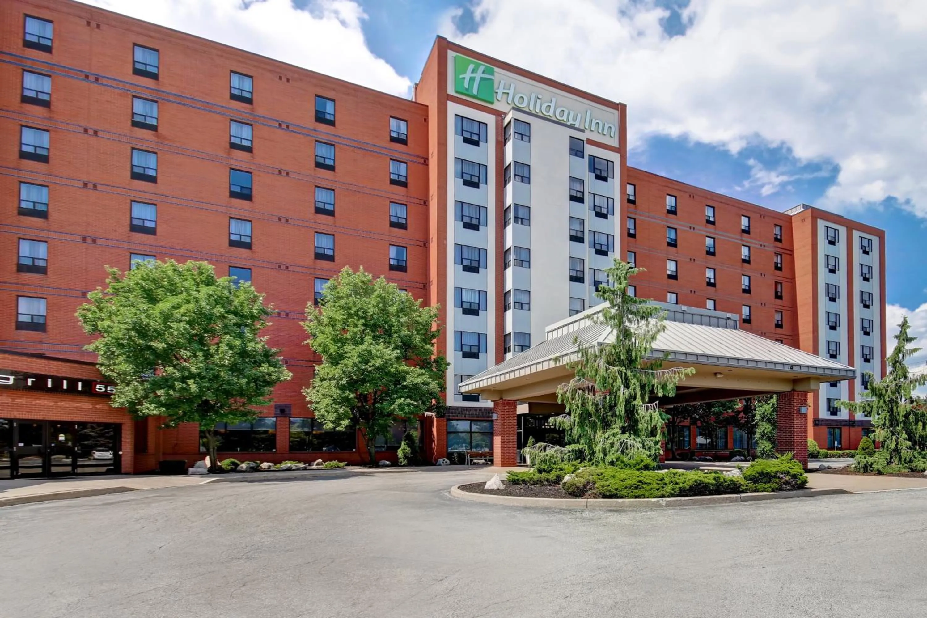 Holiday Inn Windsor - Ambassador Bridge by IHG