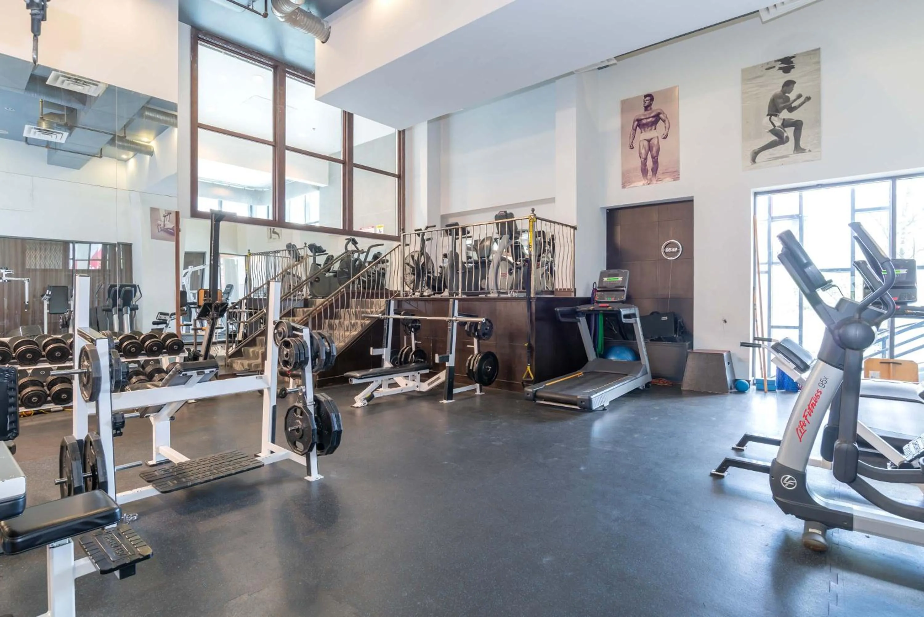 Fitness centre/facilities in Sandman Hotel Vancouver Downtown