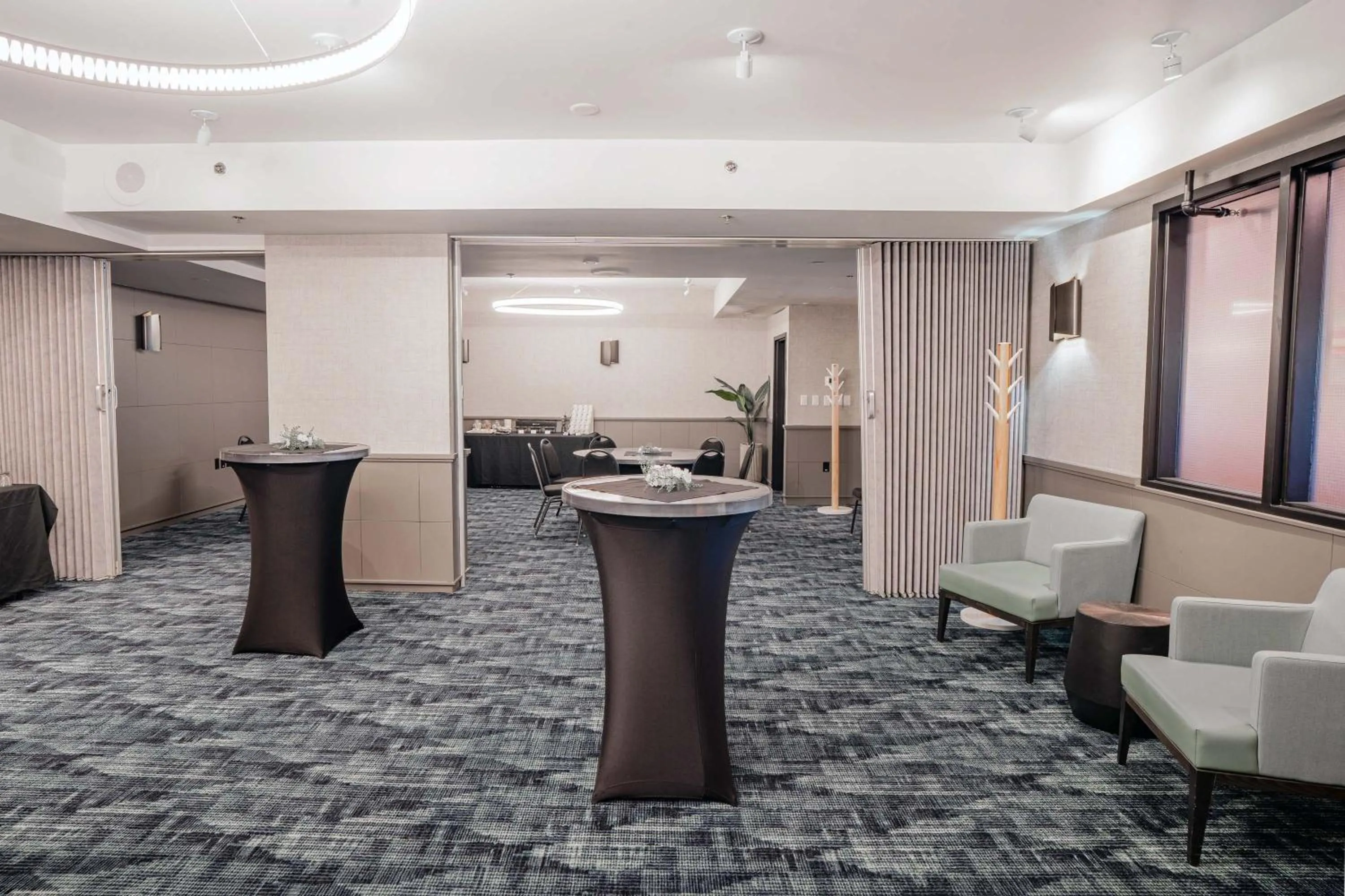 Meeting/conference room in Sandman Hotel Vancouver Downtown