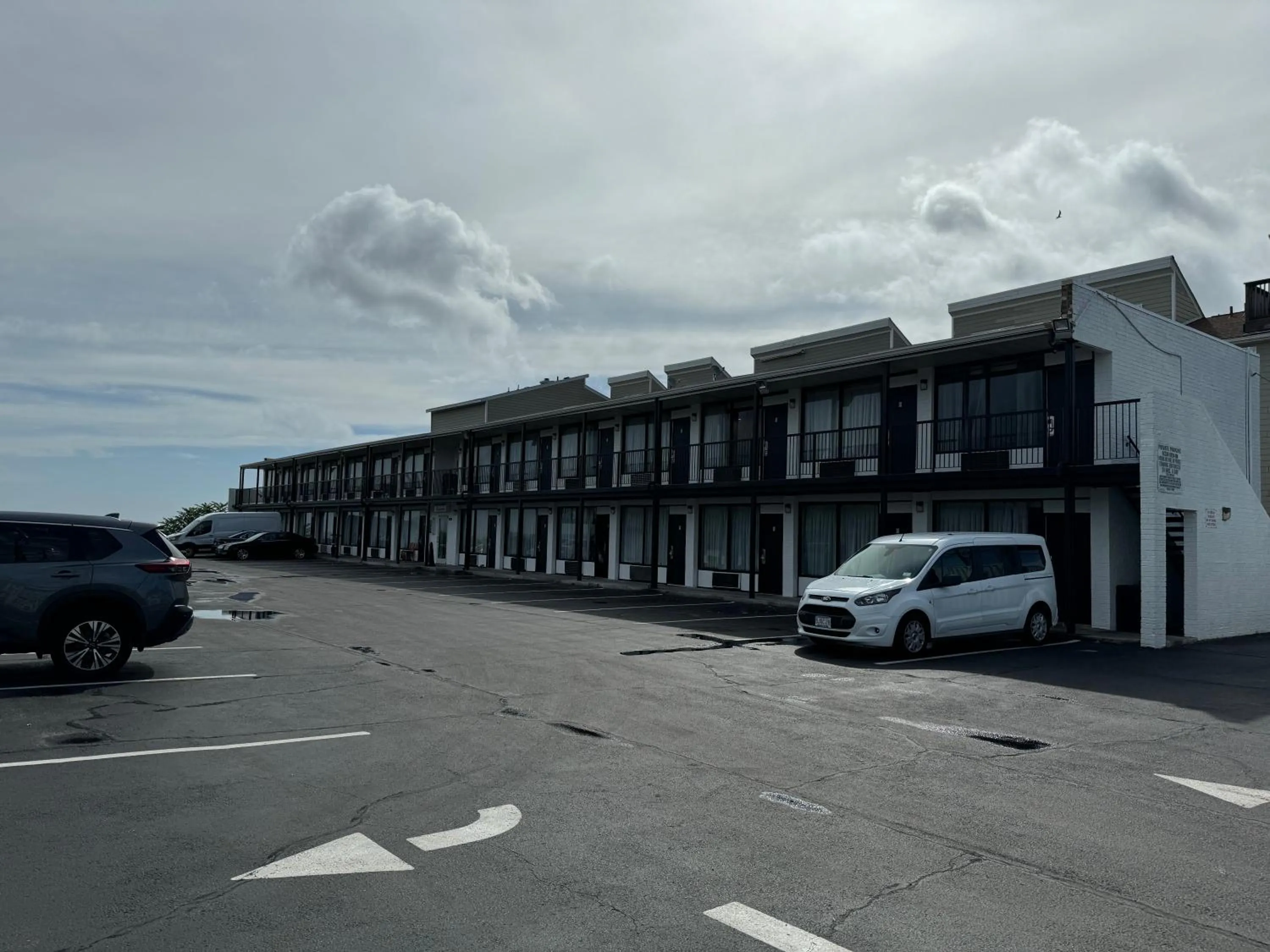 Property building in Ocean View Inn