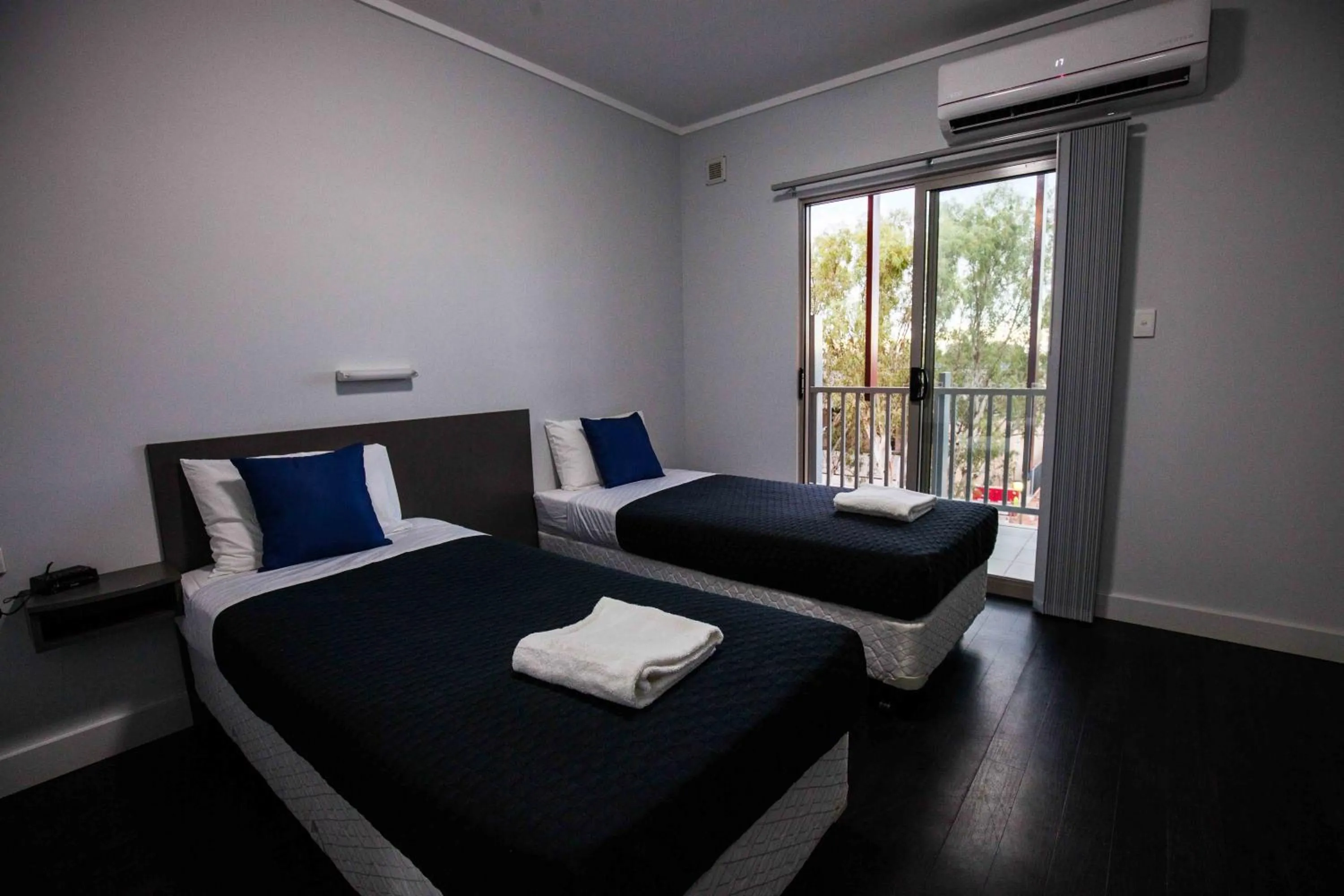 Bed in Beadon Bay Hotel