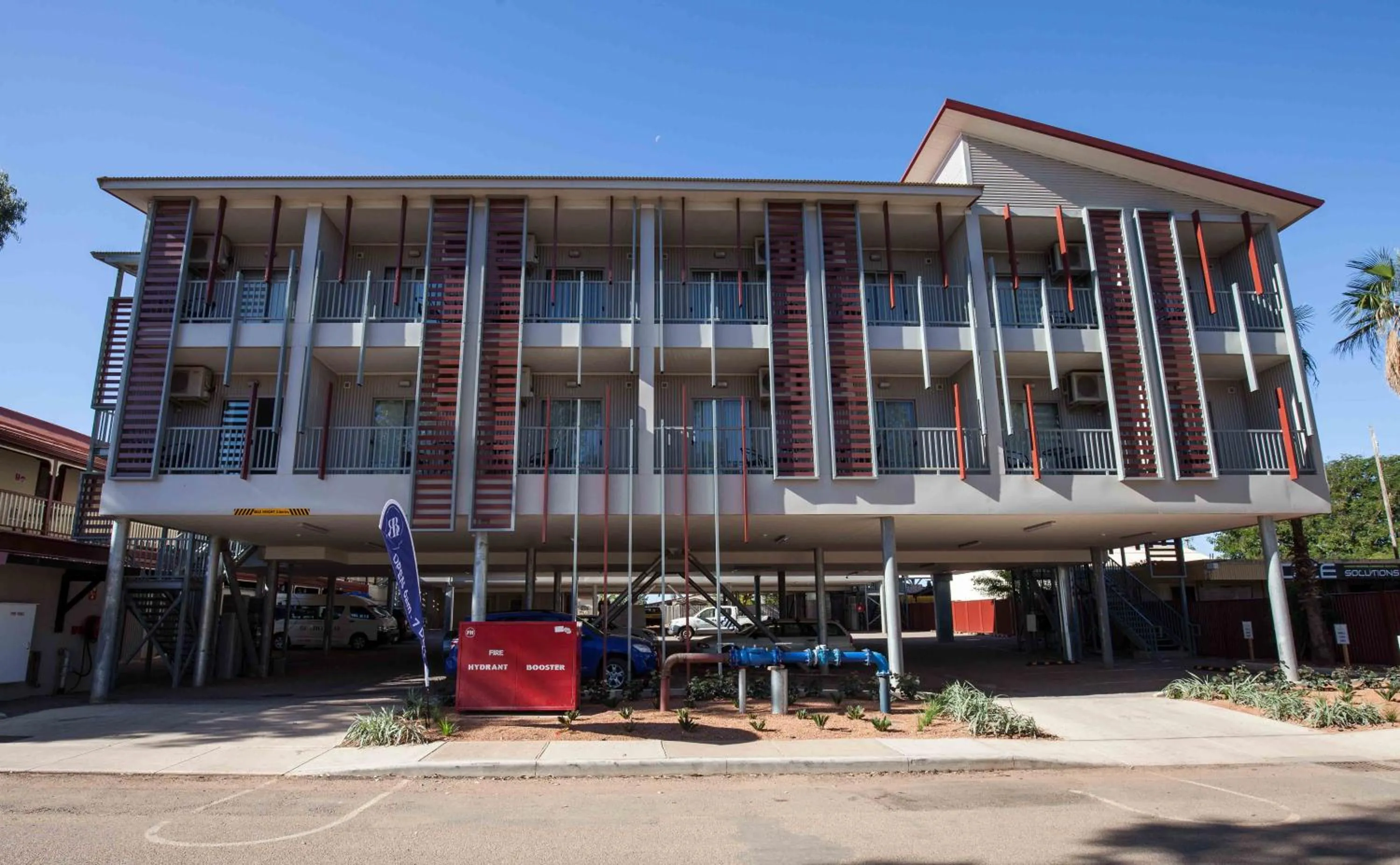 Property building in Beadon Bay Hotel