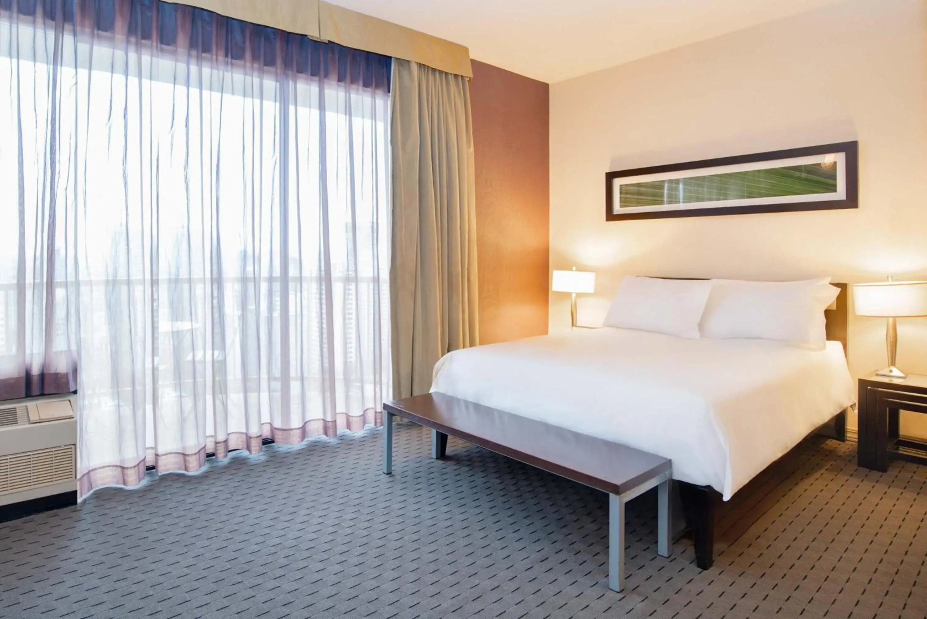 City View Penthouse Studio, 1 Queen Bed, Jacuzzi, Kitchen, Balcony in Sandman Suites Vancouver on Davie City View Penthouse Studio, 1 Queen Bed, Jacuzzi, Kitchen, Balcony in Sandman Suites Vancouver on Davie