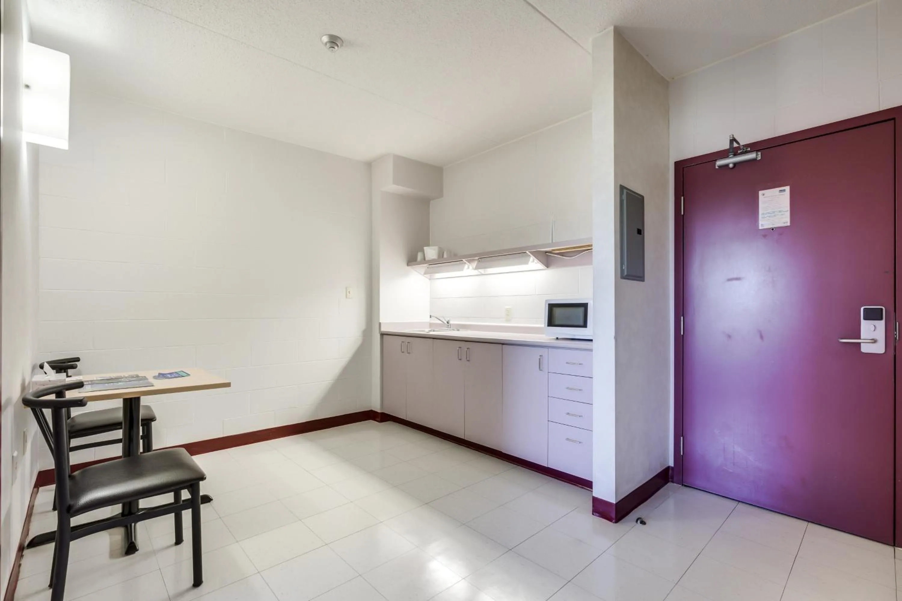 Kitchen or kitchenette in Residence & Conference Centre - Welland