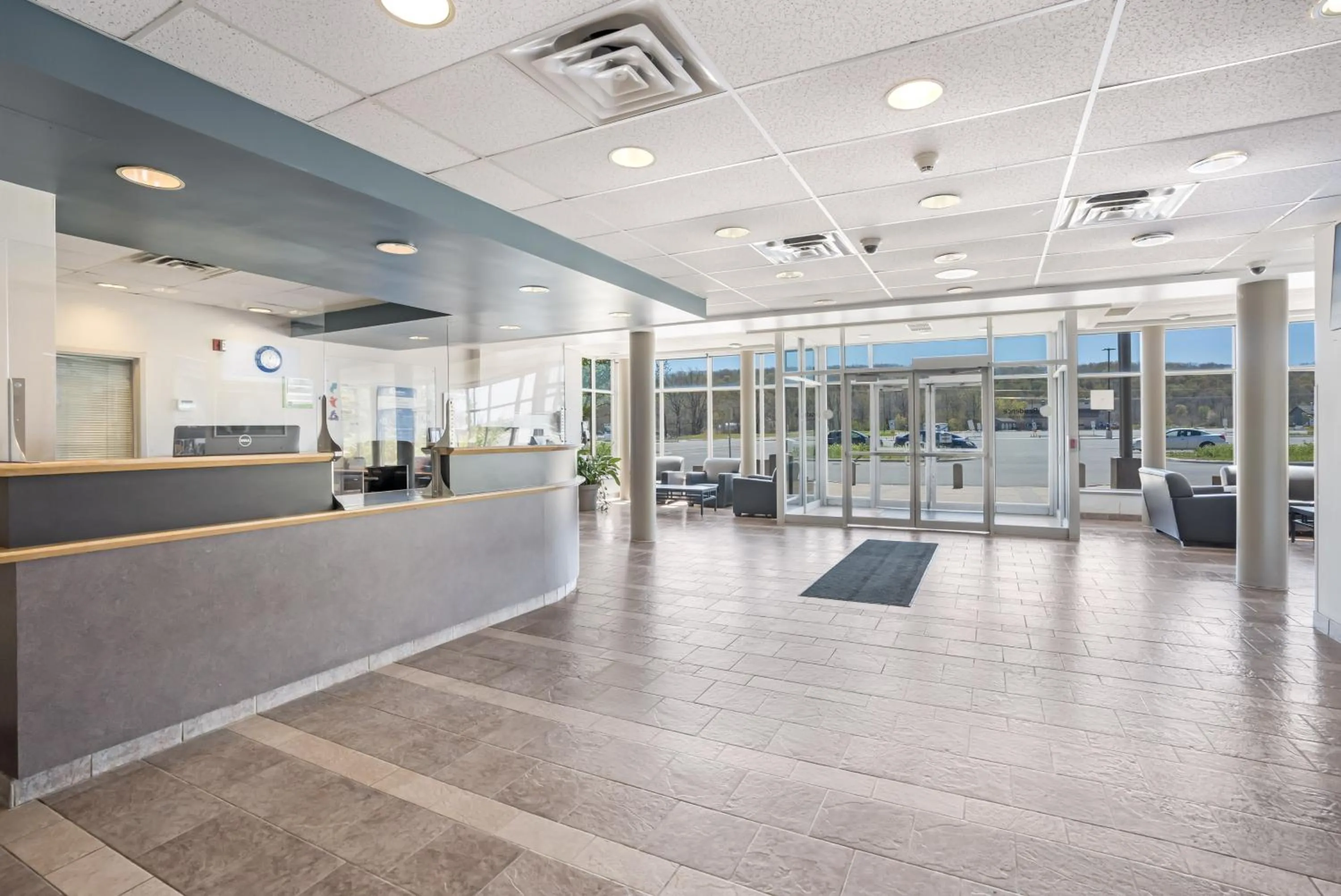 Lobby or reception in Residence & Conference Centre - Niagara-on-the-Lake
