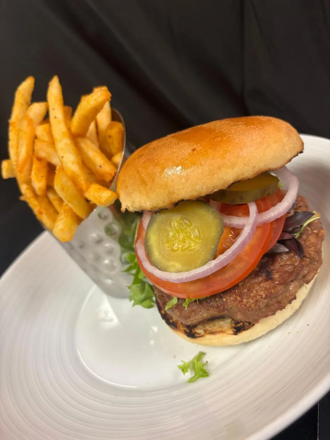 Restaurant/places to eat in Holiday Inn Montreal Longueuil by IHG