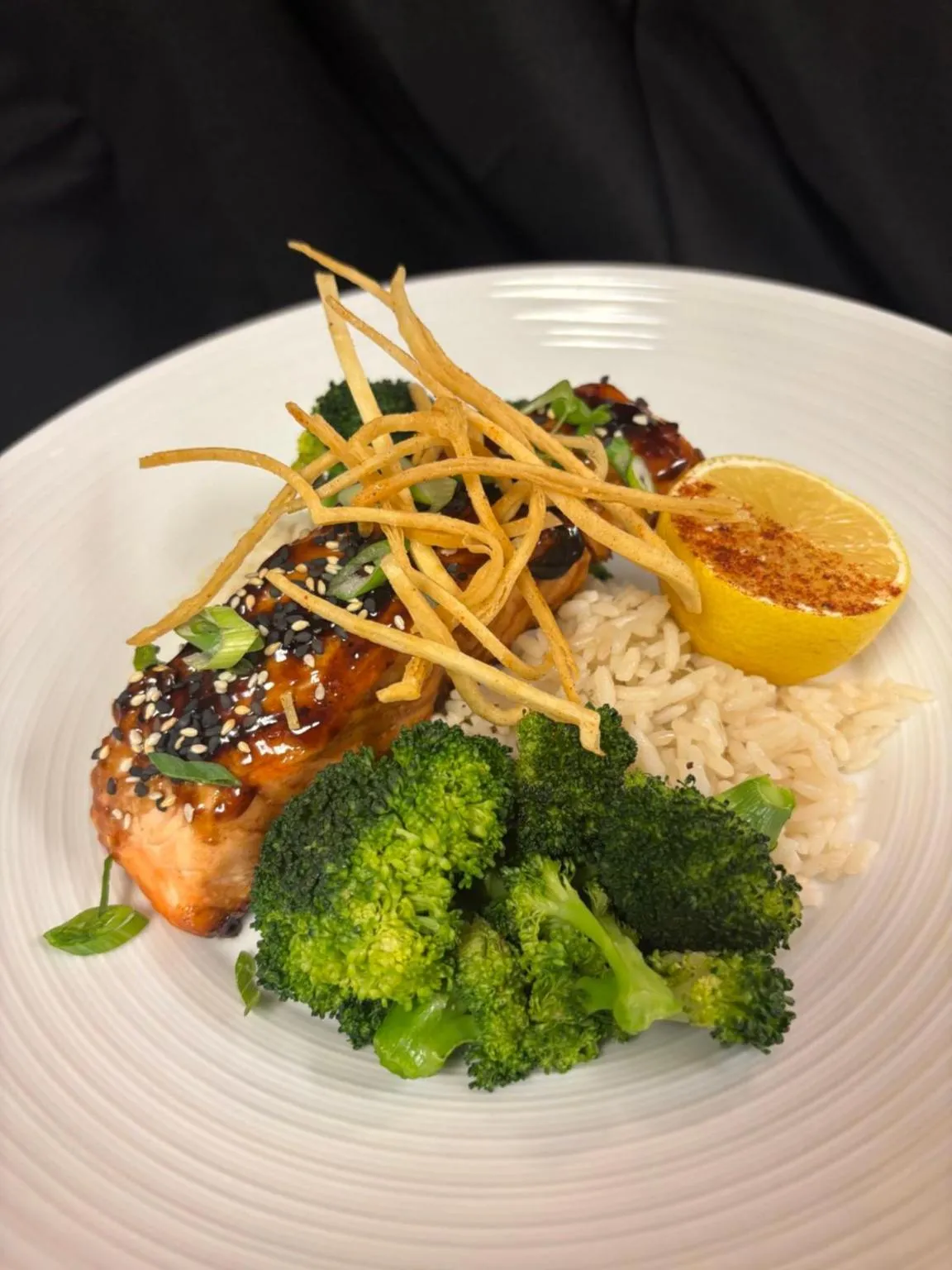 Restaurant/places to eat in Holiday Inn Montreal Longueuil by IHG