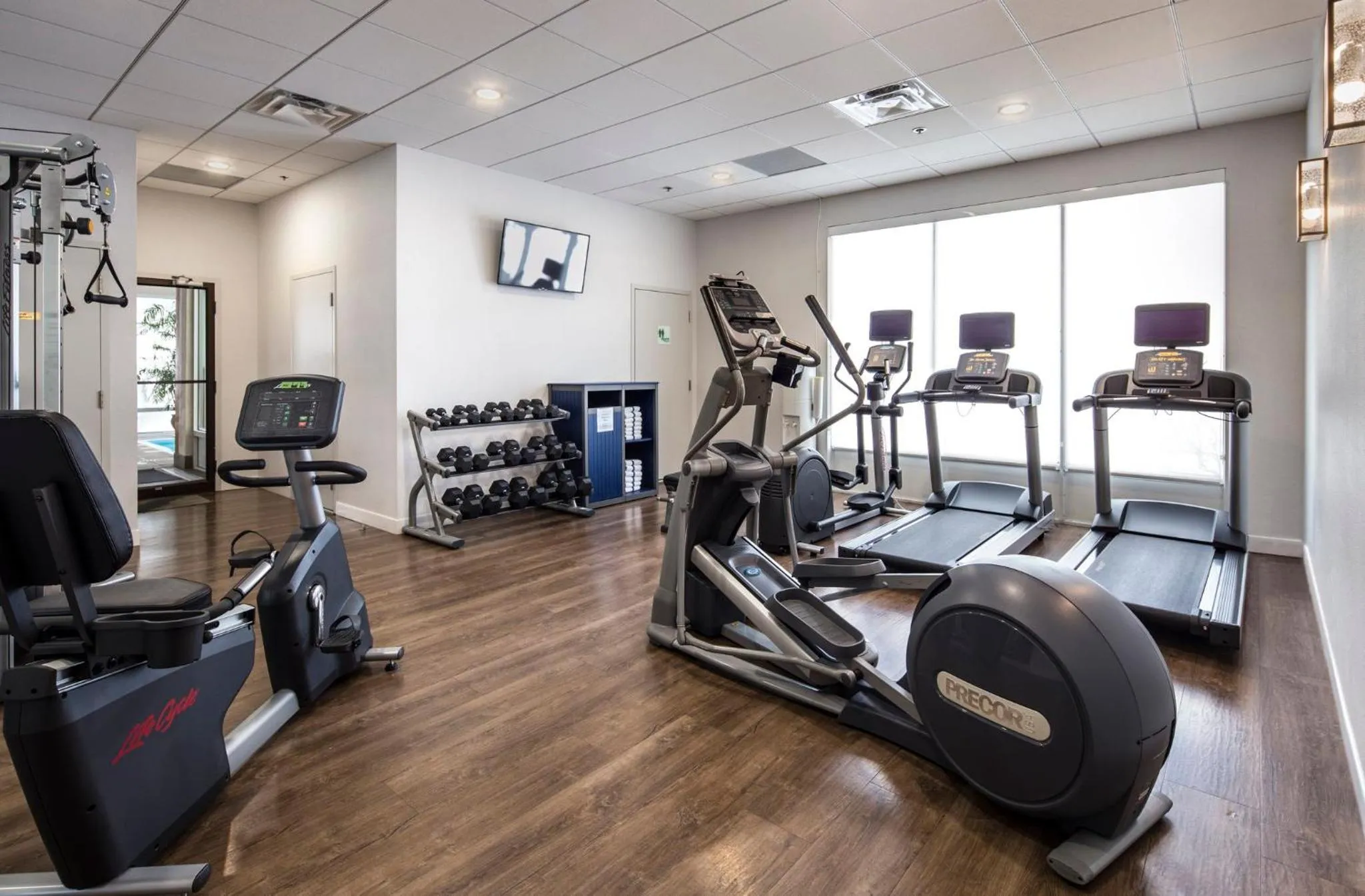 Spa and wellness centre/facilities in Holiday Inn Montreal Longueuil by IHG