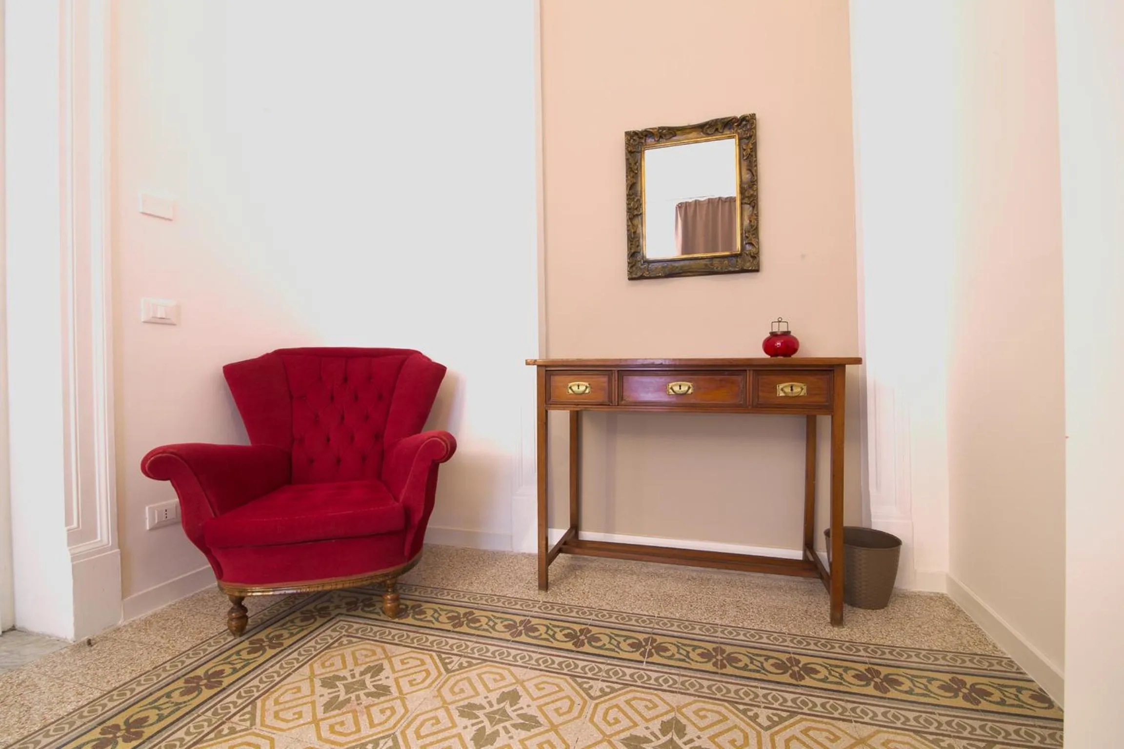 Seating area in Liberty Suites