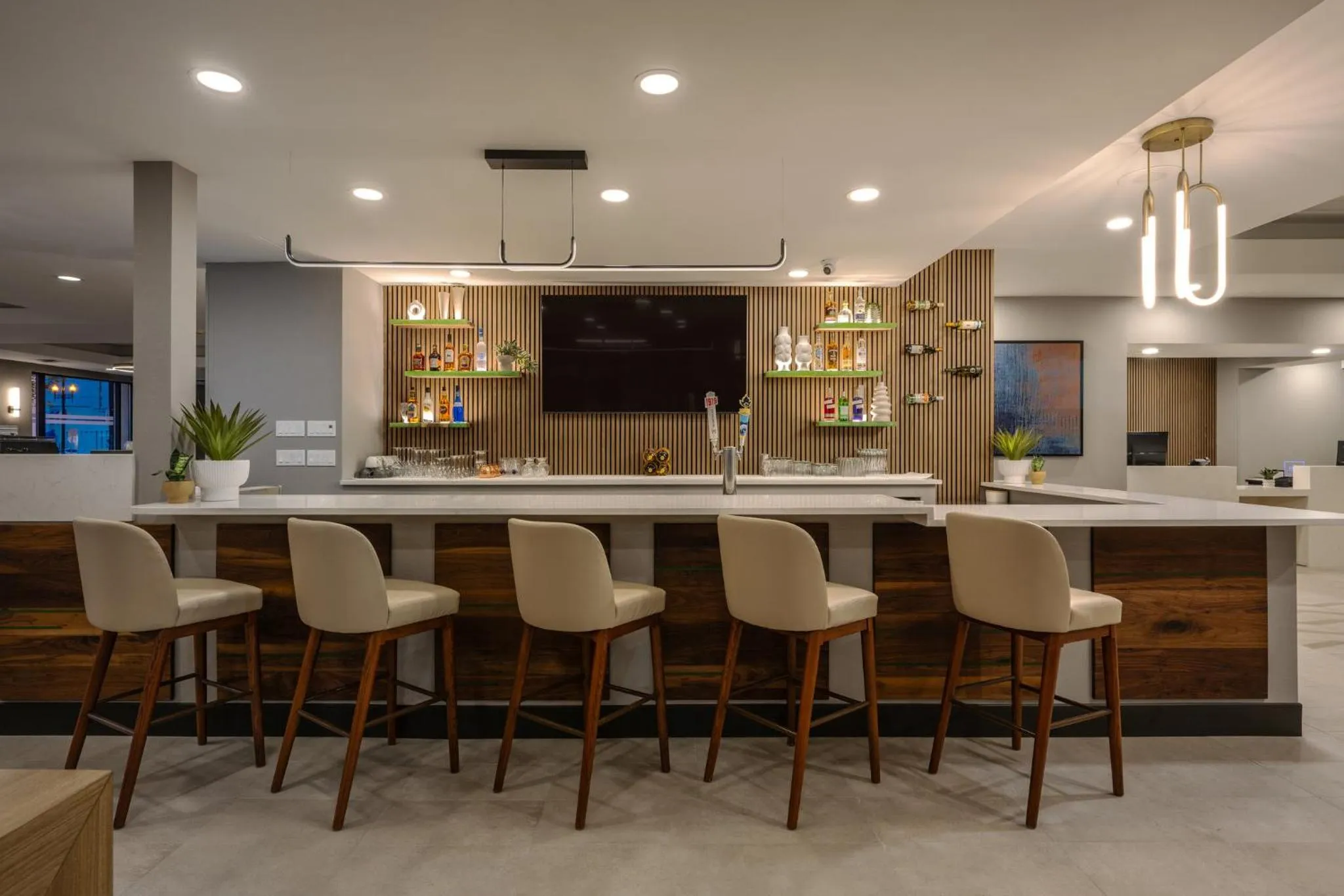 Restaurant/places to eat in Holiday Inn & Suites Winnipeg Downtown by IHG