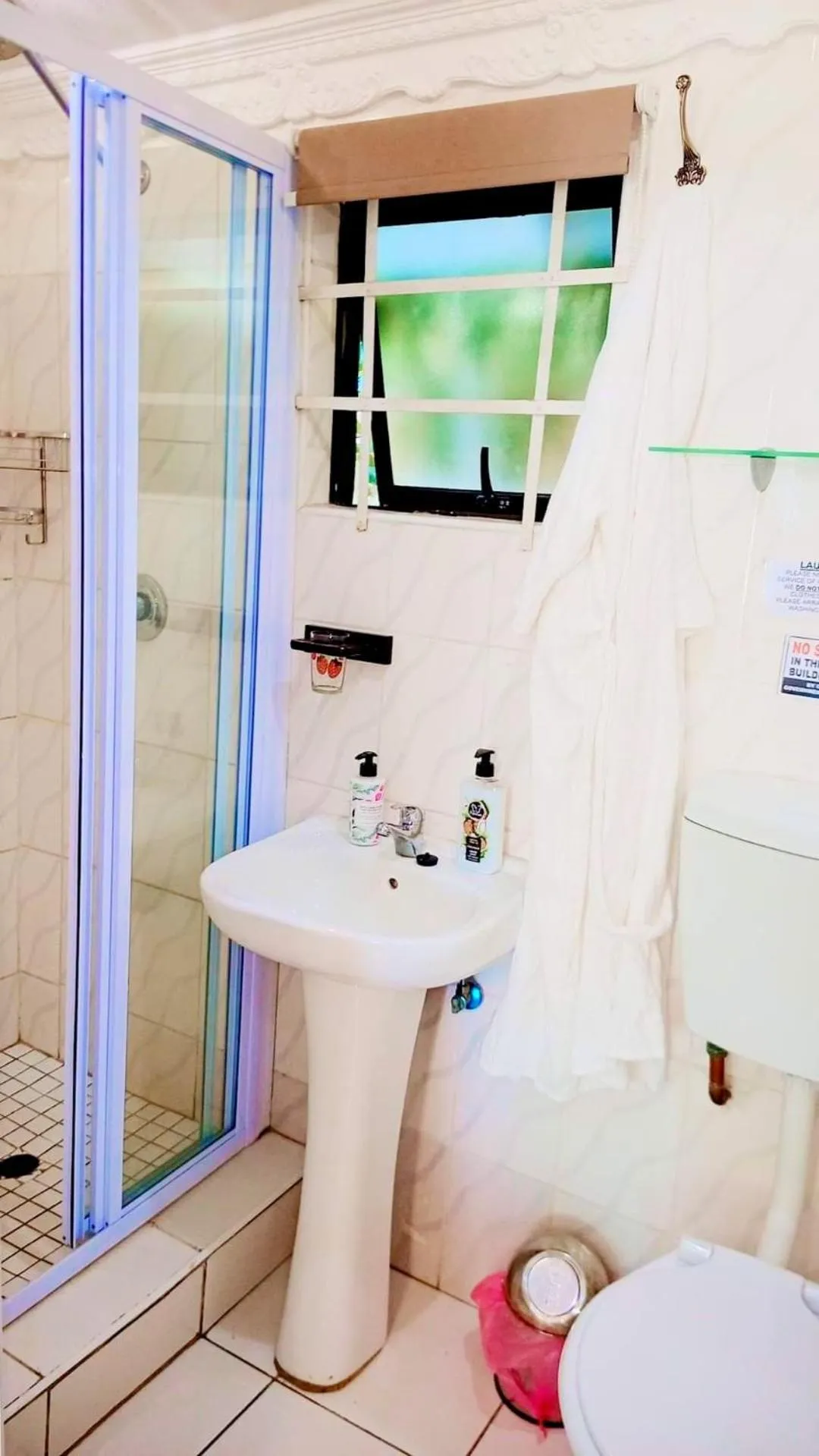 Shower in Queensburgh B&B or Self Catering