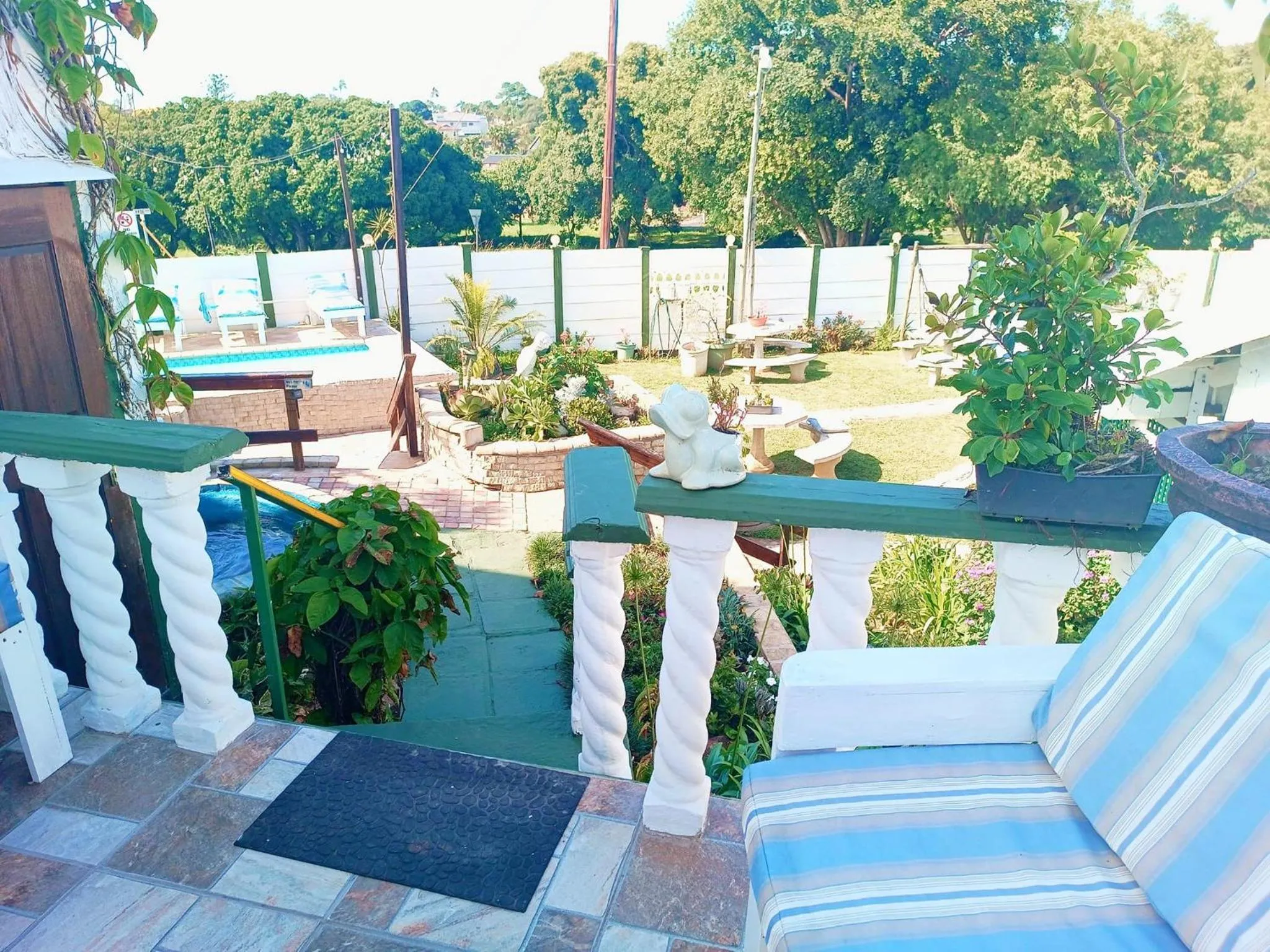 Patio in Queensburgh B&B or Self Catering