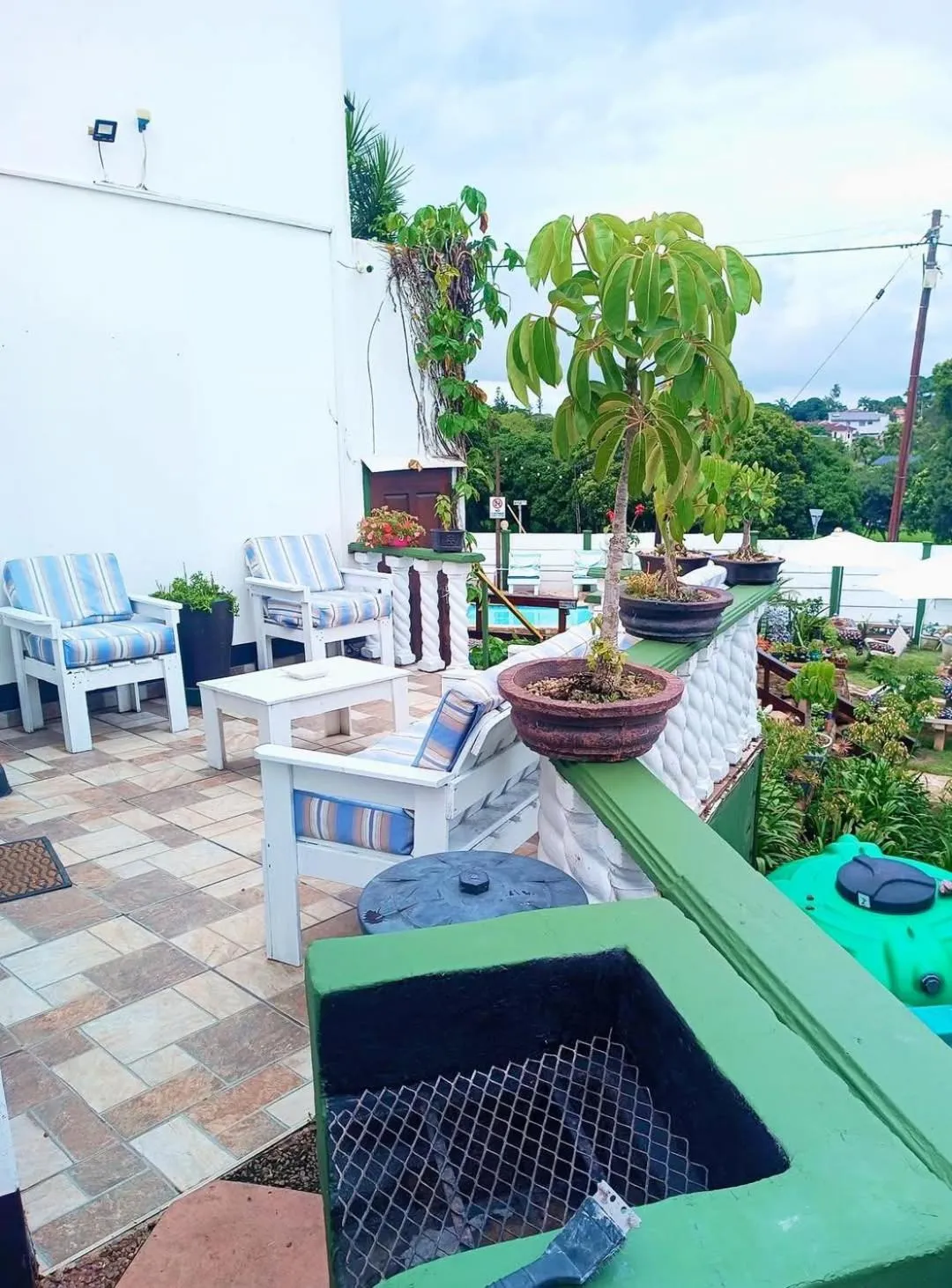 Queensburgh B&B or Self Catering