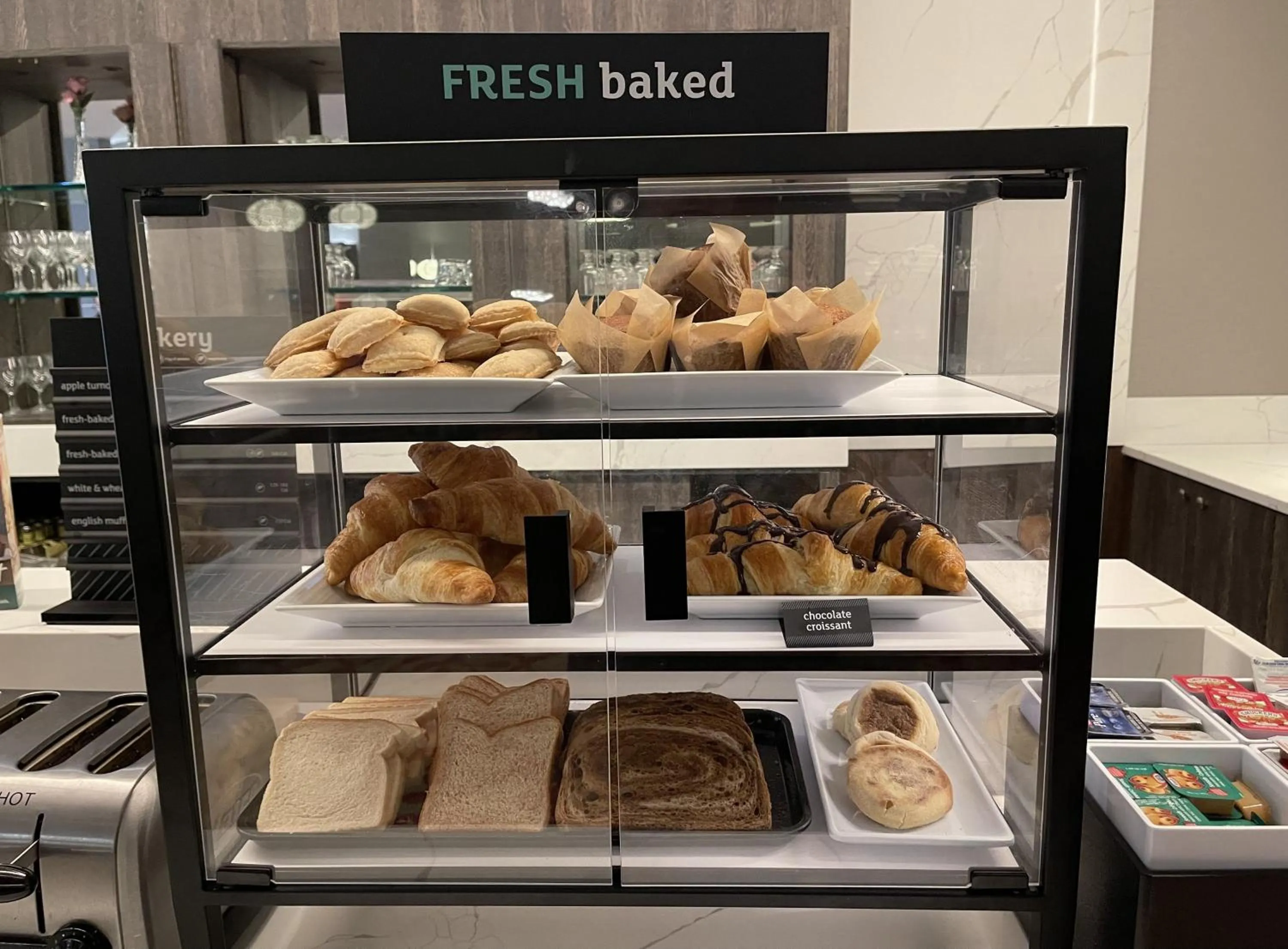 Breakfast in Holiday Inn Winnipeg-South by IHG