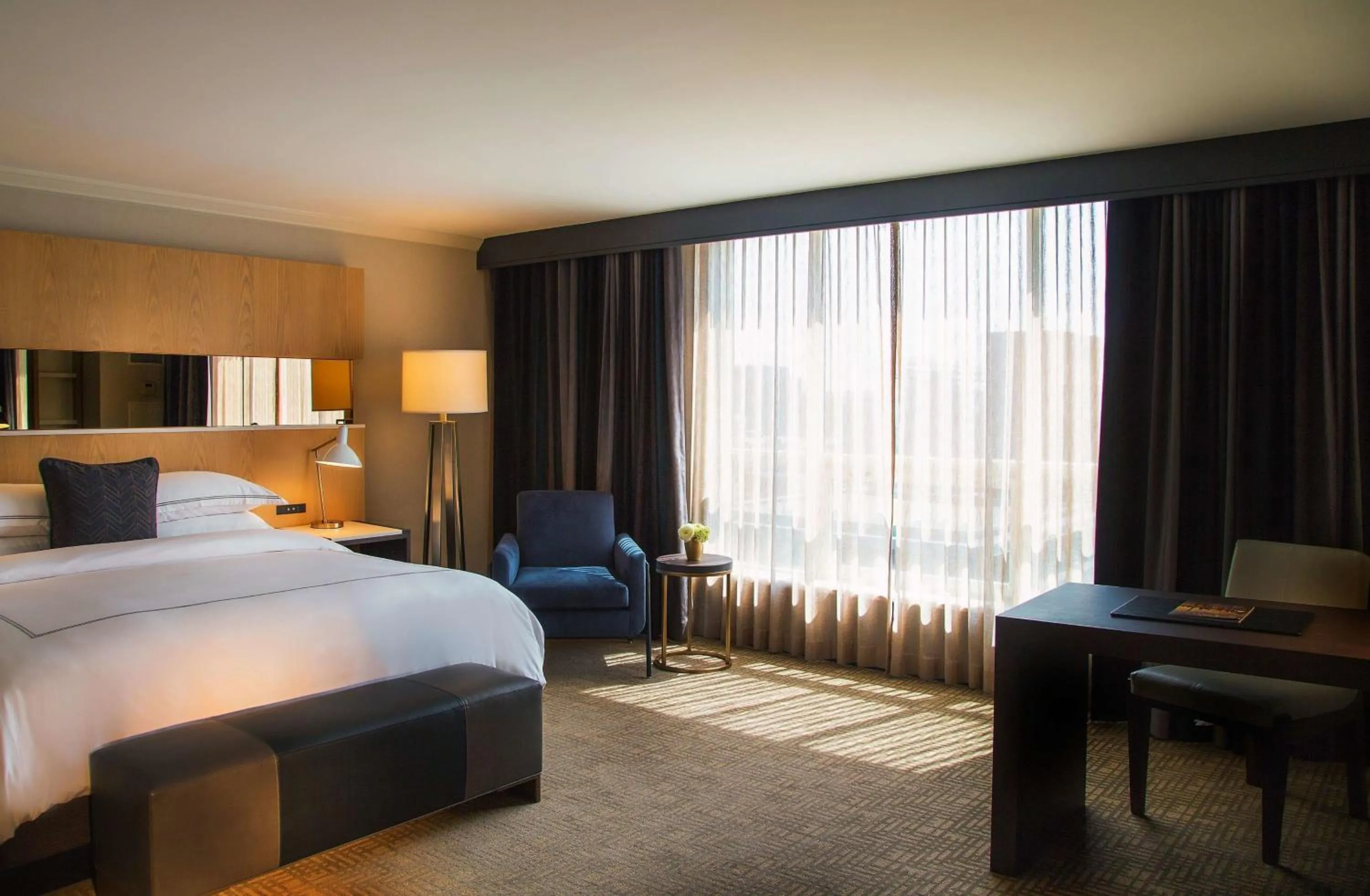 Bedroom, Bed in The Yorkville Royal Sonesta Hotel Toronto