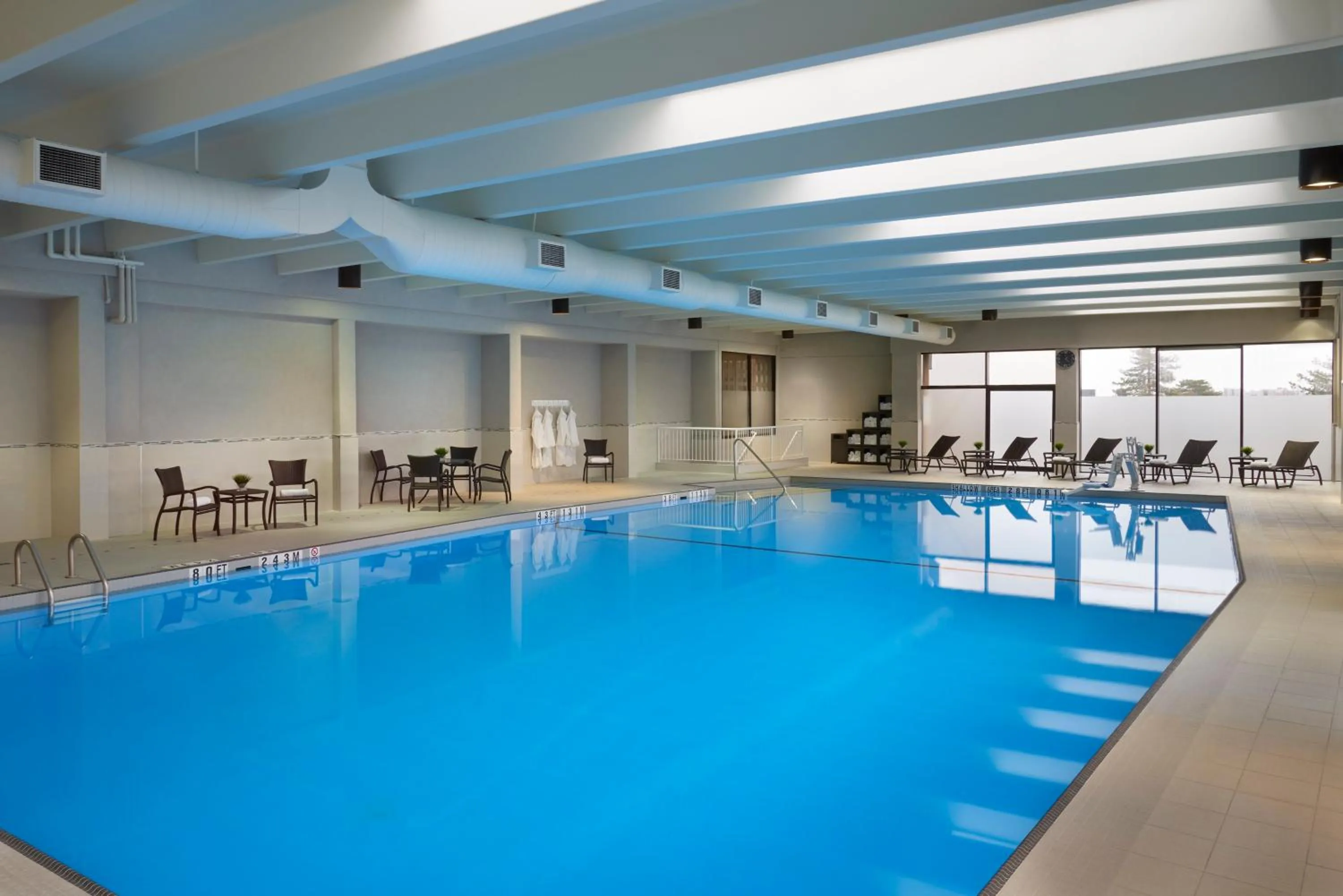 Swimming pool in Holiday Inn Toronto International Airport by IHG