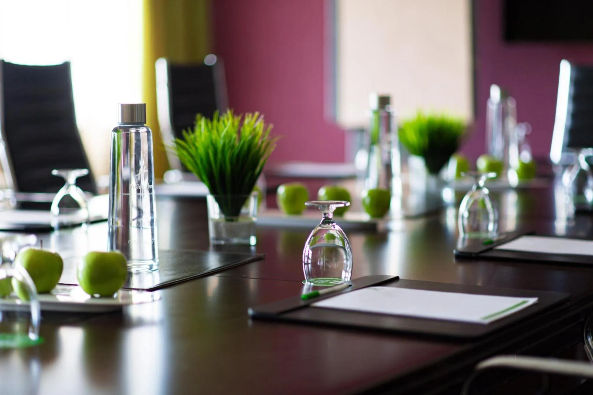 Meeting/conference room in Holiday Inn Toronto International Airport by IHG