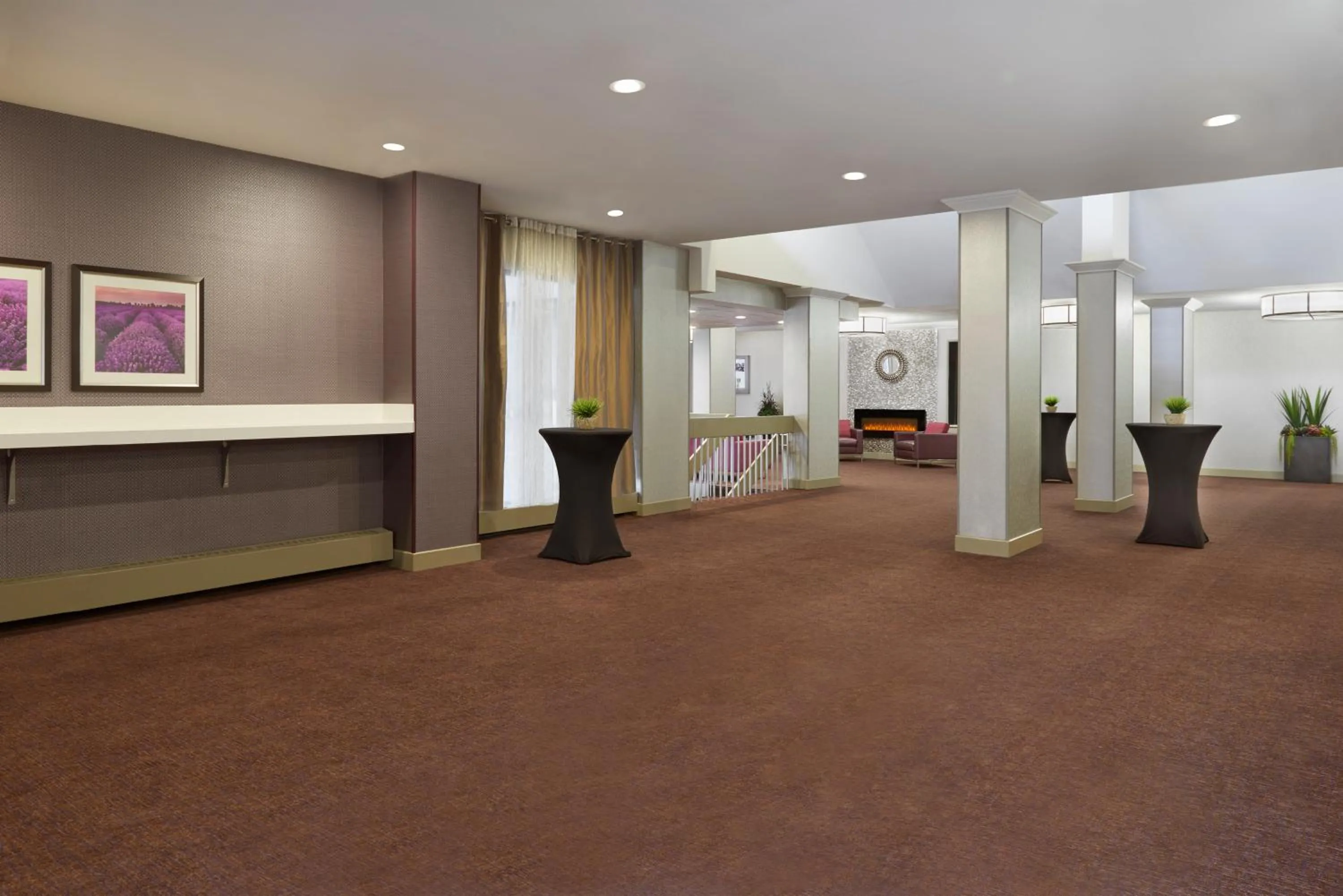 Meeting/conference room in Holiday Inn Toronto International Airport by IHG
