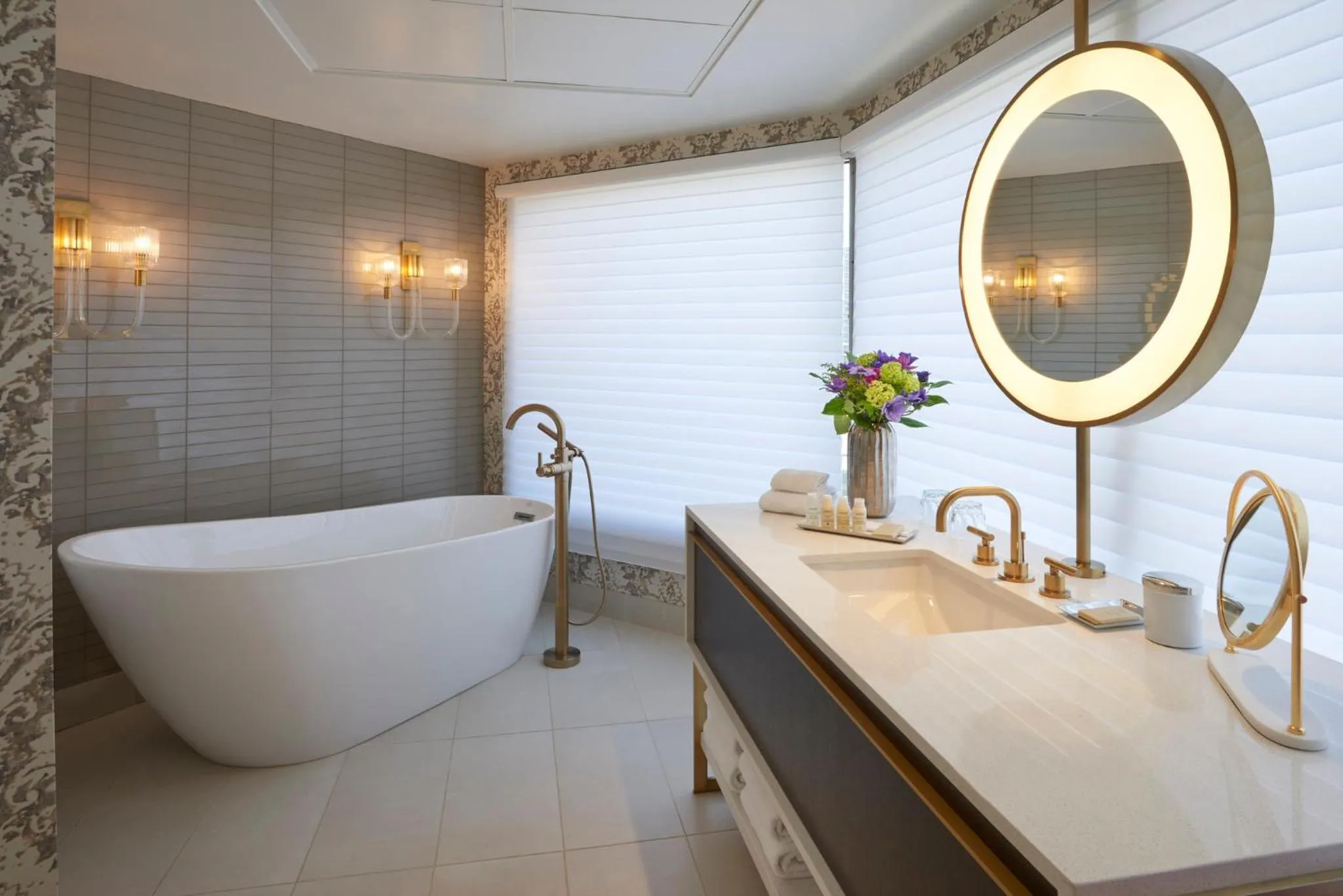 Bathroom in InterContinental Toronto Centre by IHG