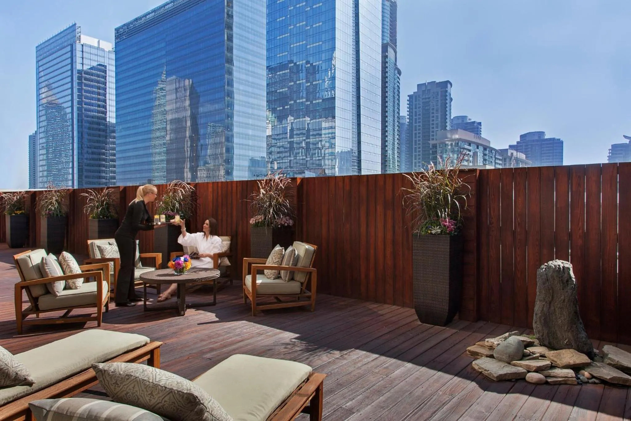 Spa and wellness centre/facilities in InterContinental Toronto Centre by IHG